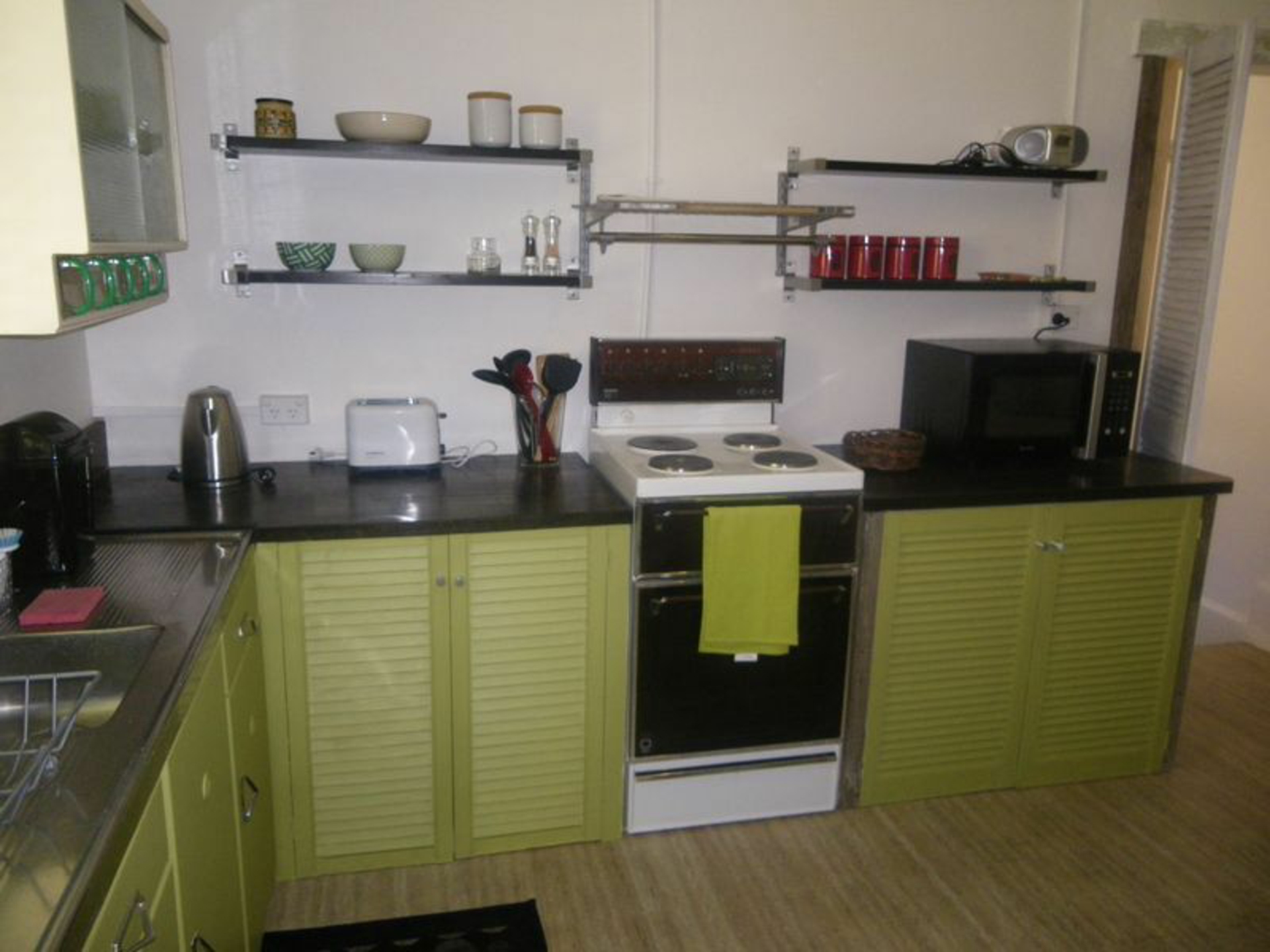 24B Park Lane — photo 3 of 10