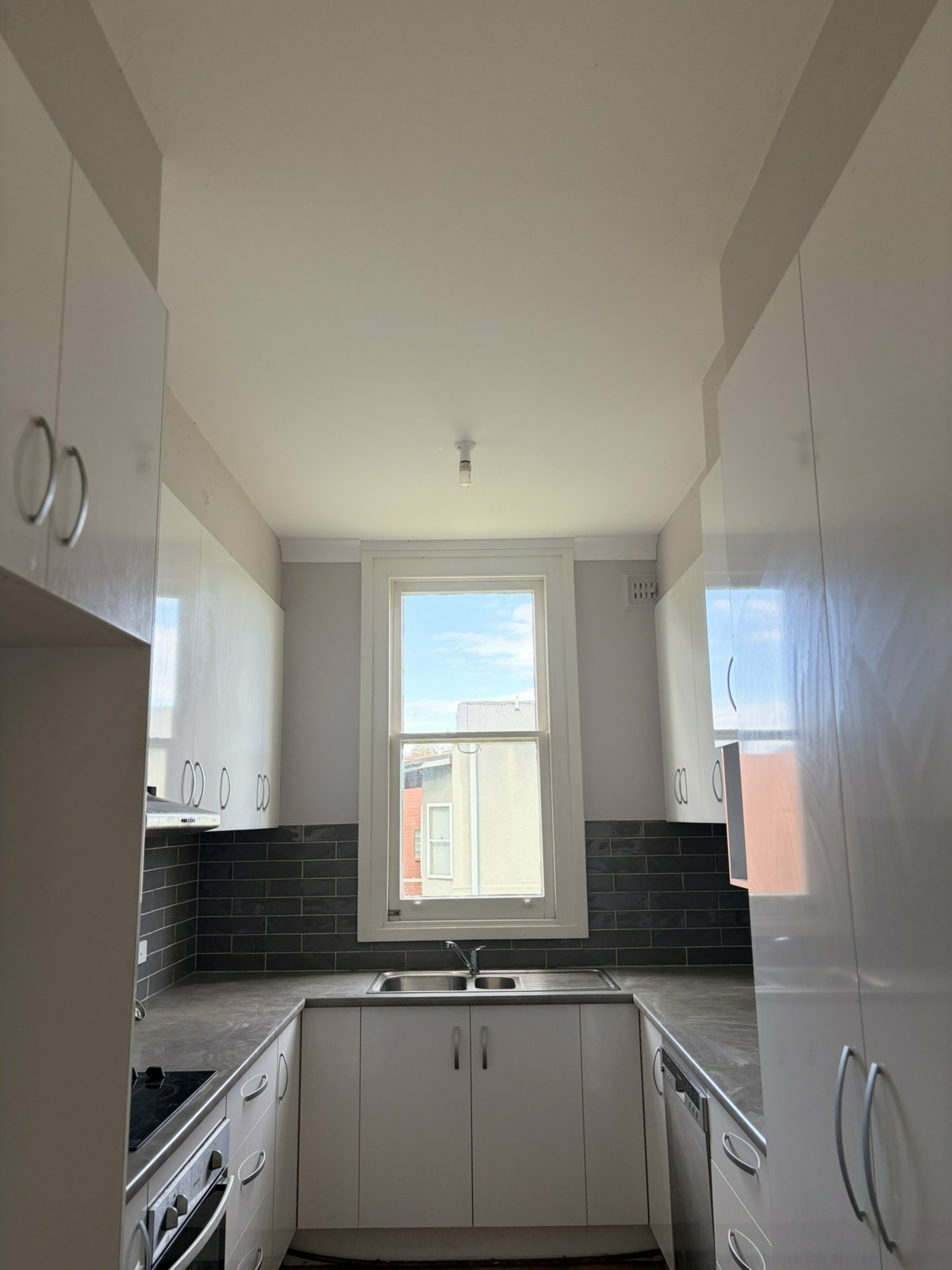 139 Carp Street — photo 3 of 10