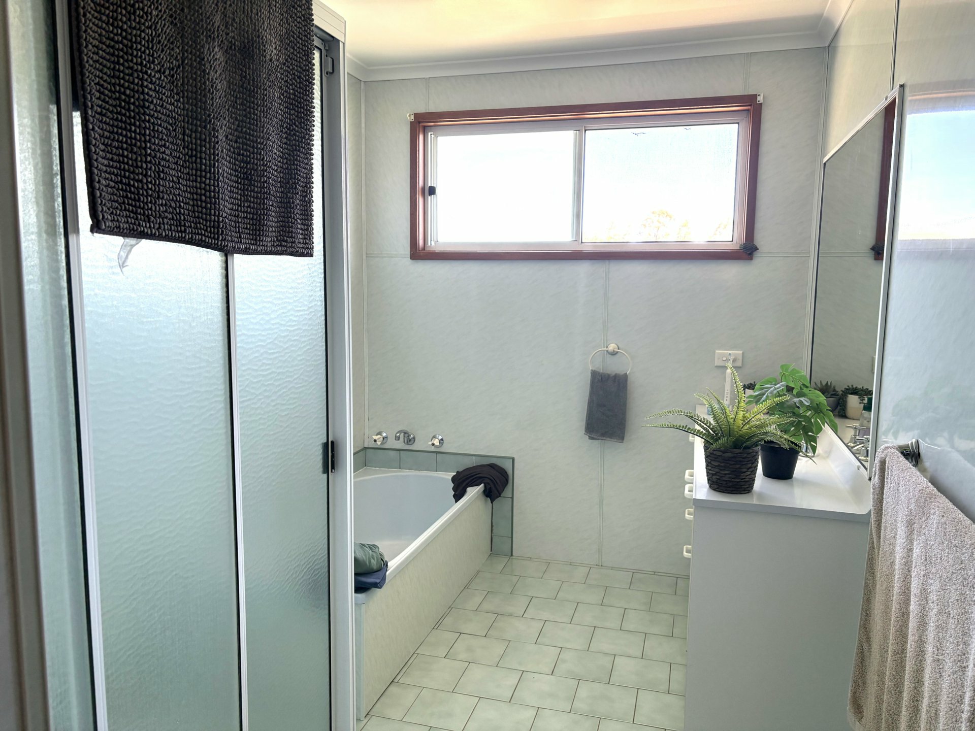 26 Mecklenberg Street — photo 4 of 13
