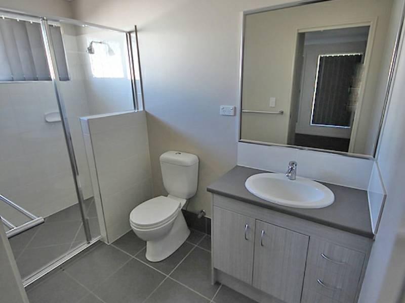Unit 1/11 Mistral Crescent, GRIFFIN