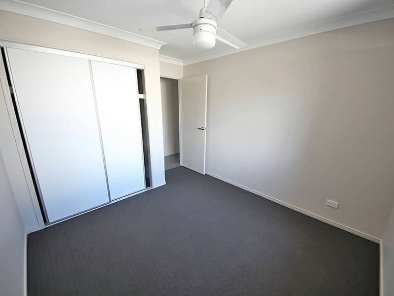 Unit 1/11 Mistral Crescent, GRIFFIN