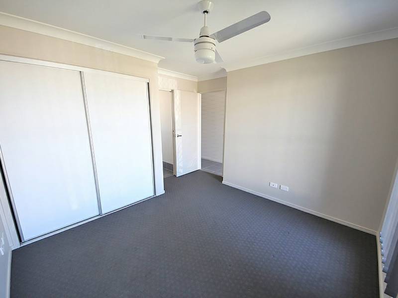 Unit 1/11 Mistral Crescent, GRIFFIN