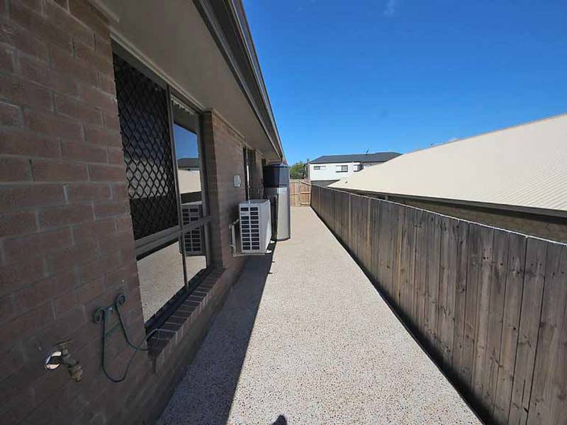 Unit 1/11 Mistral Crescent, GRIFFIN