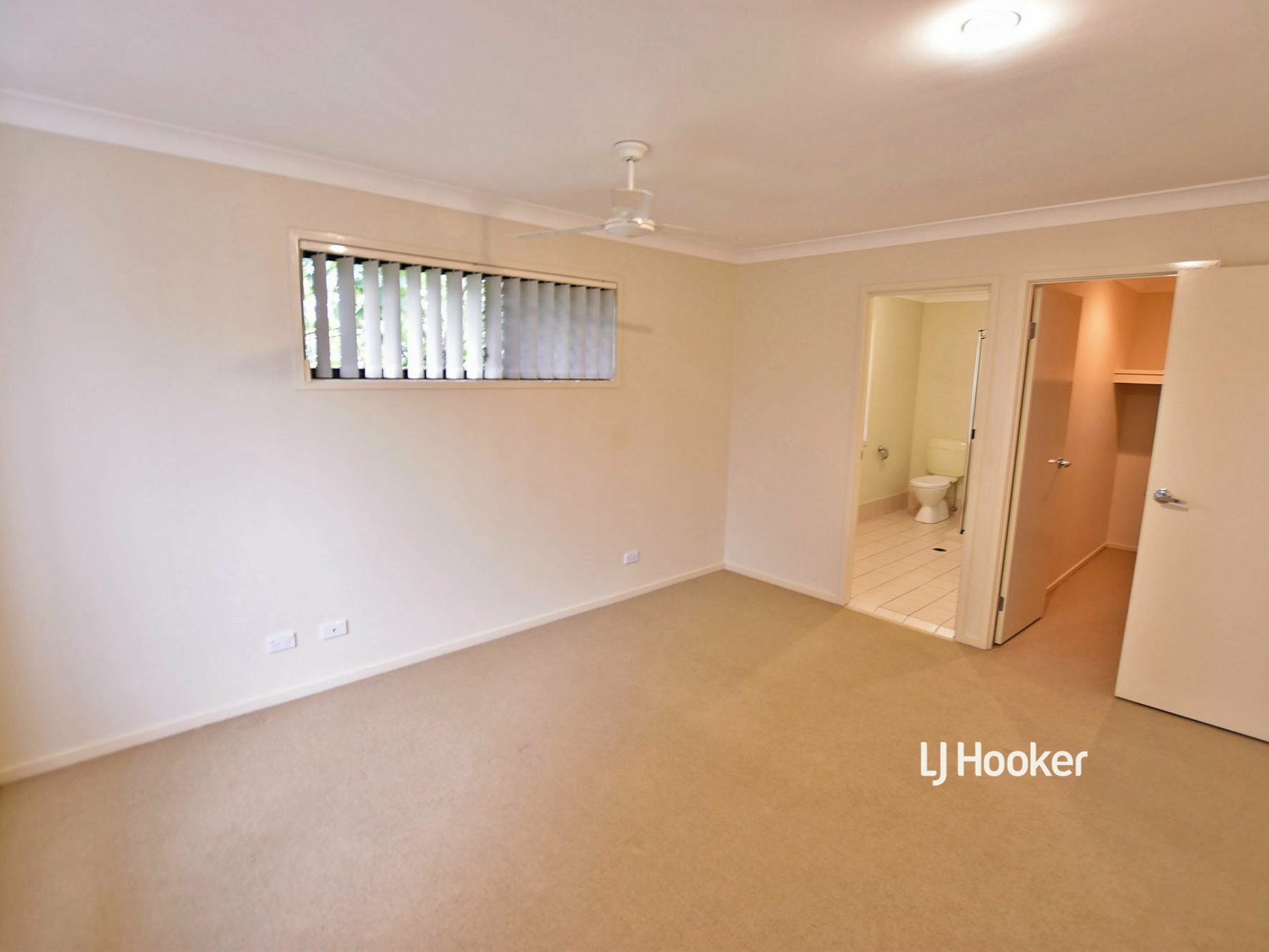 11 Aretha Lane, NARANGBA