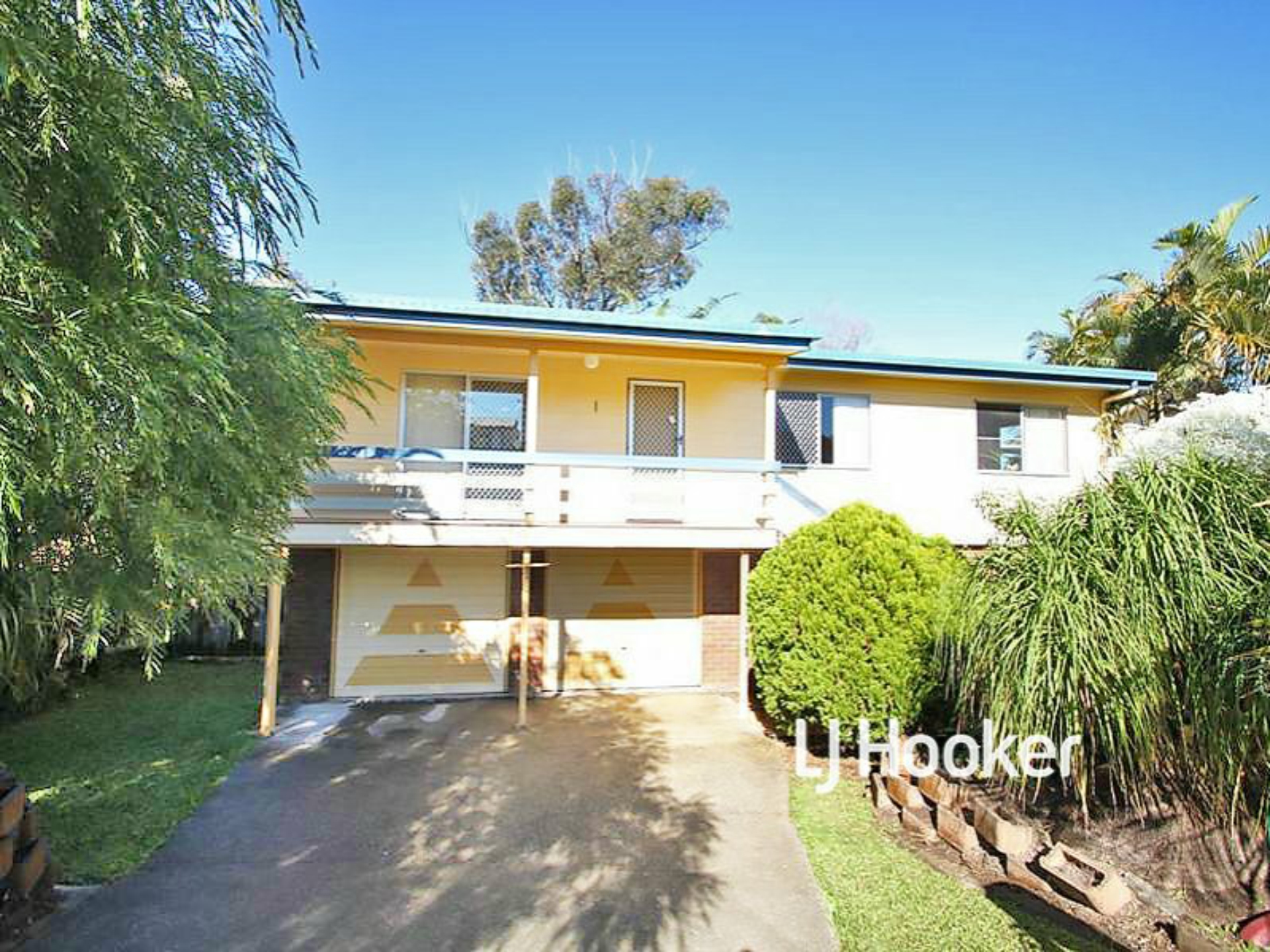 52 Alexander Avenue Kallangur QLD