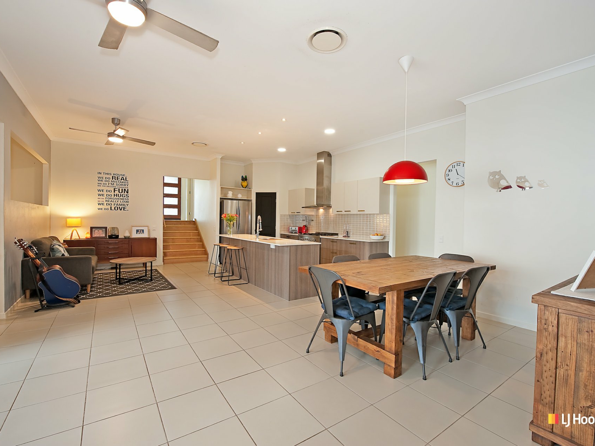 61 Kirri Avenue, PETRIE