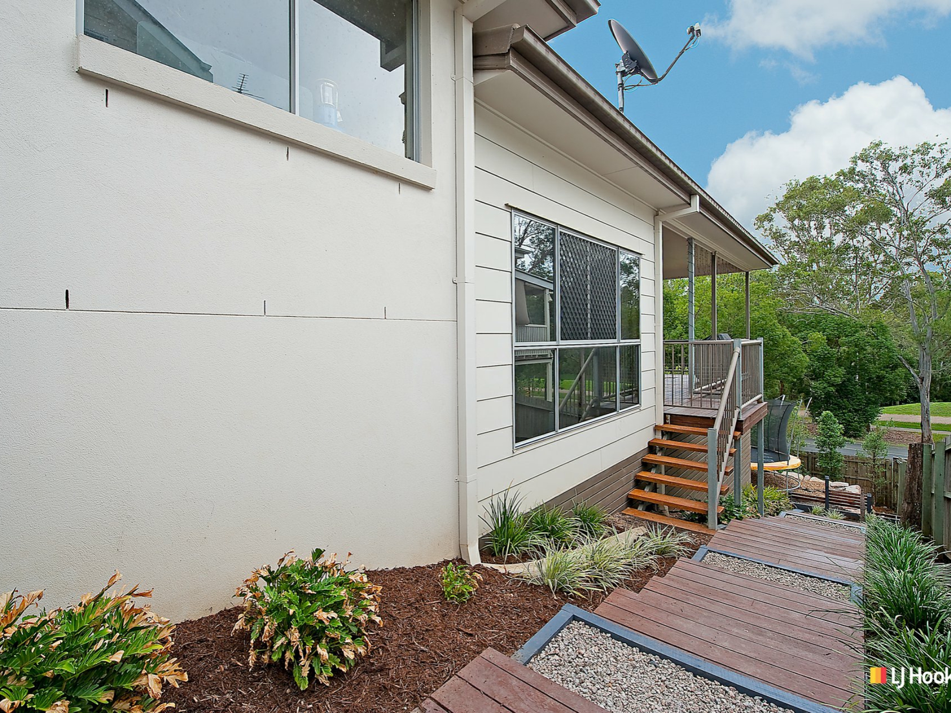 61 Kirri Avenue, PETRIE