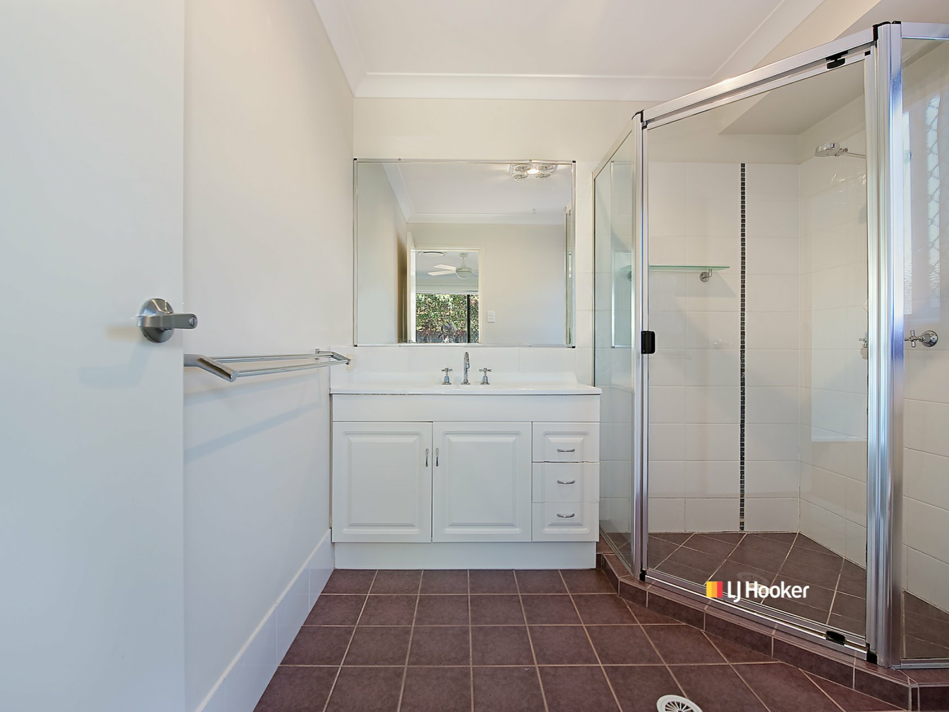 10 Seabiscuit Crescent, KALLANGUR