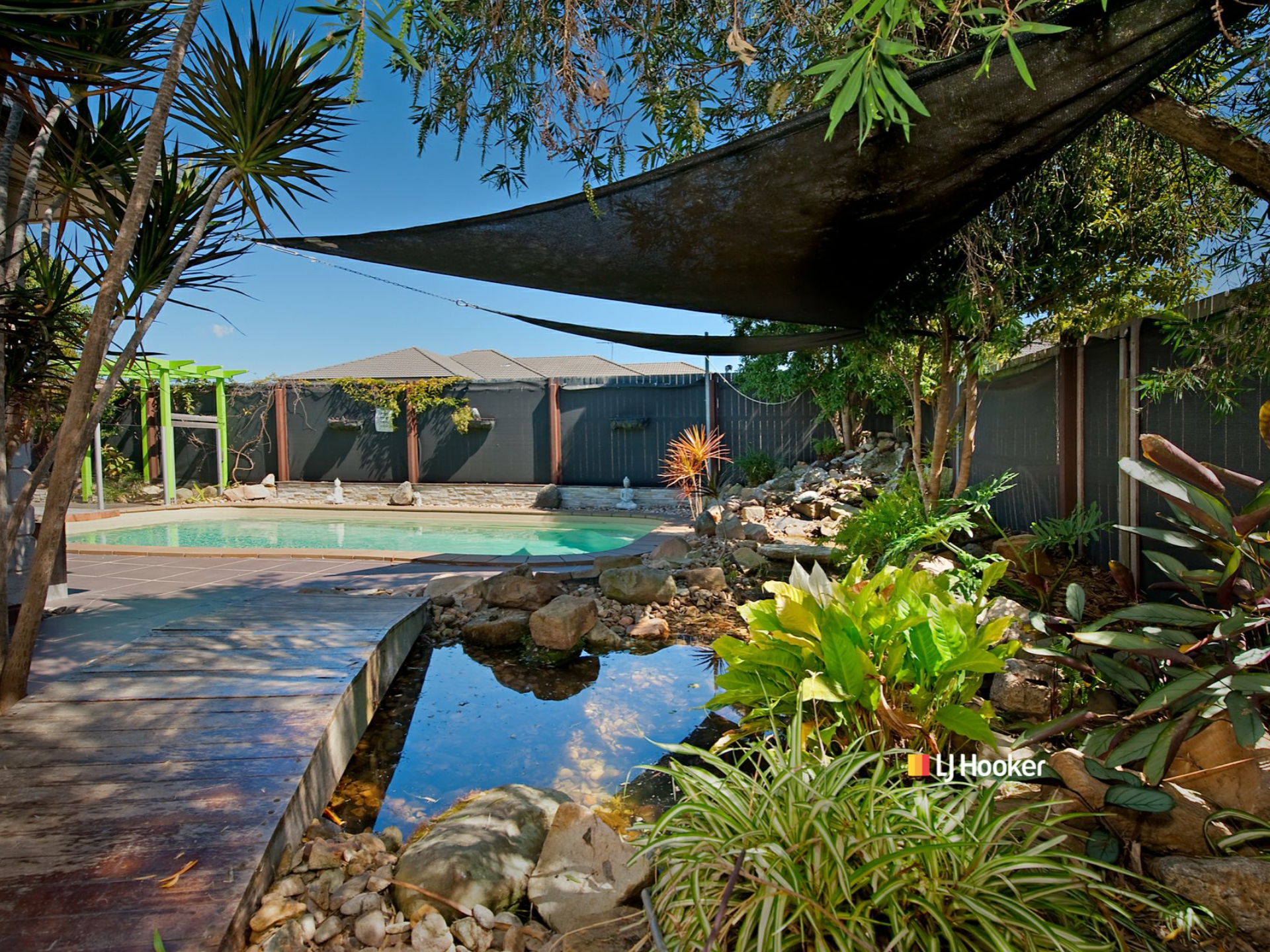 10 Seabiscuit Crescent, KALLANGUR