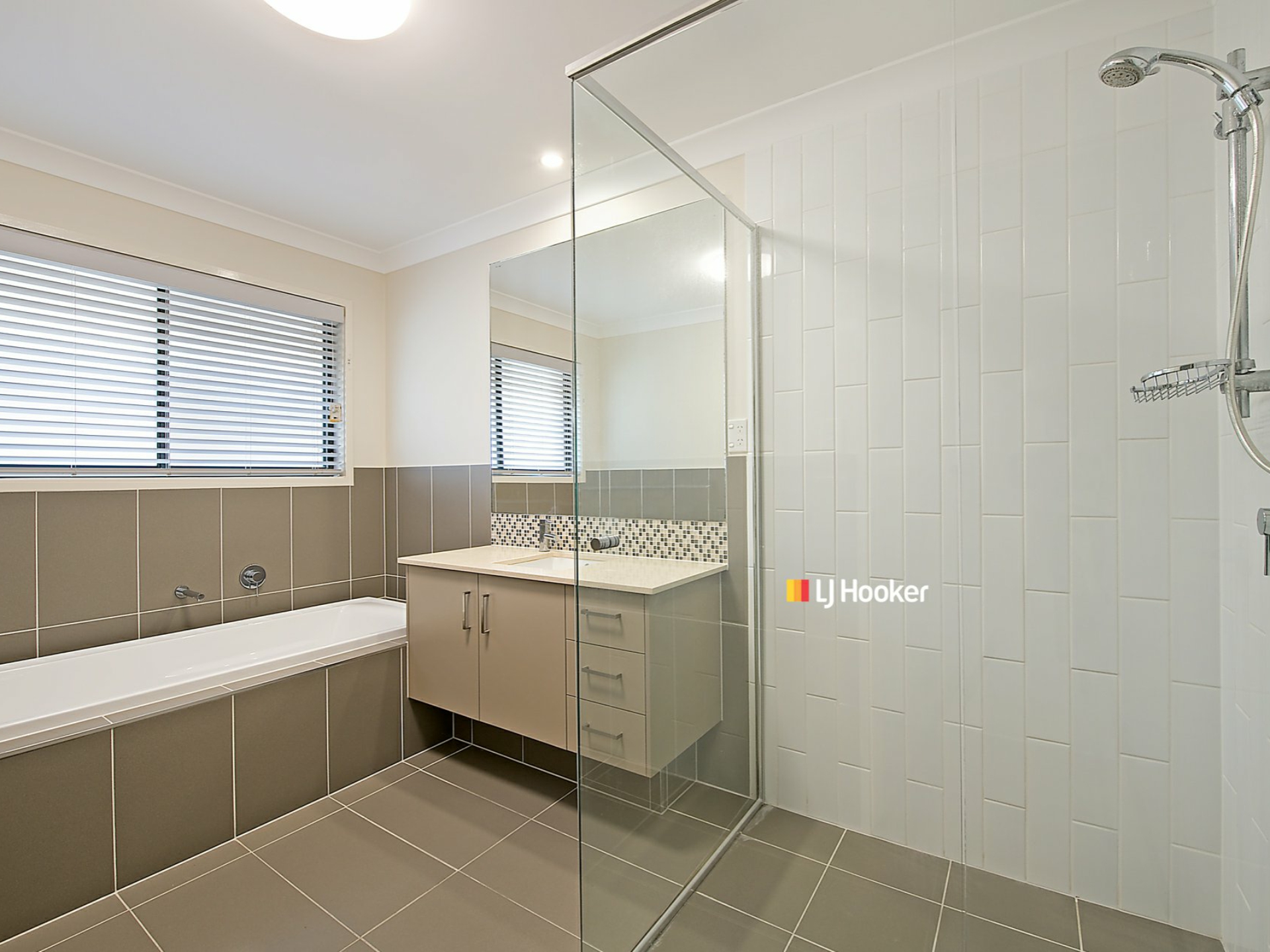 11 Stodart Terrace, MANGO HILL