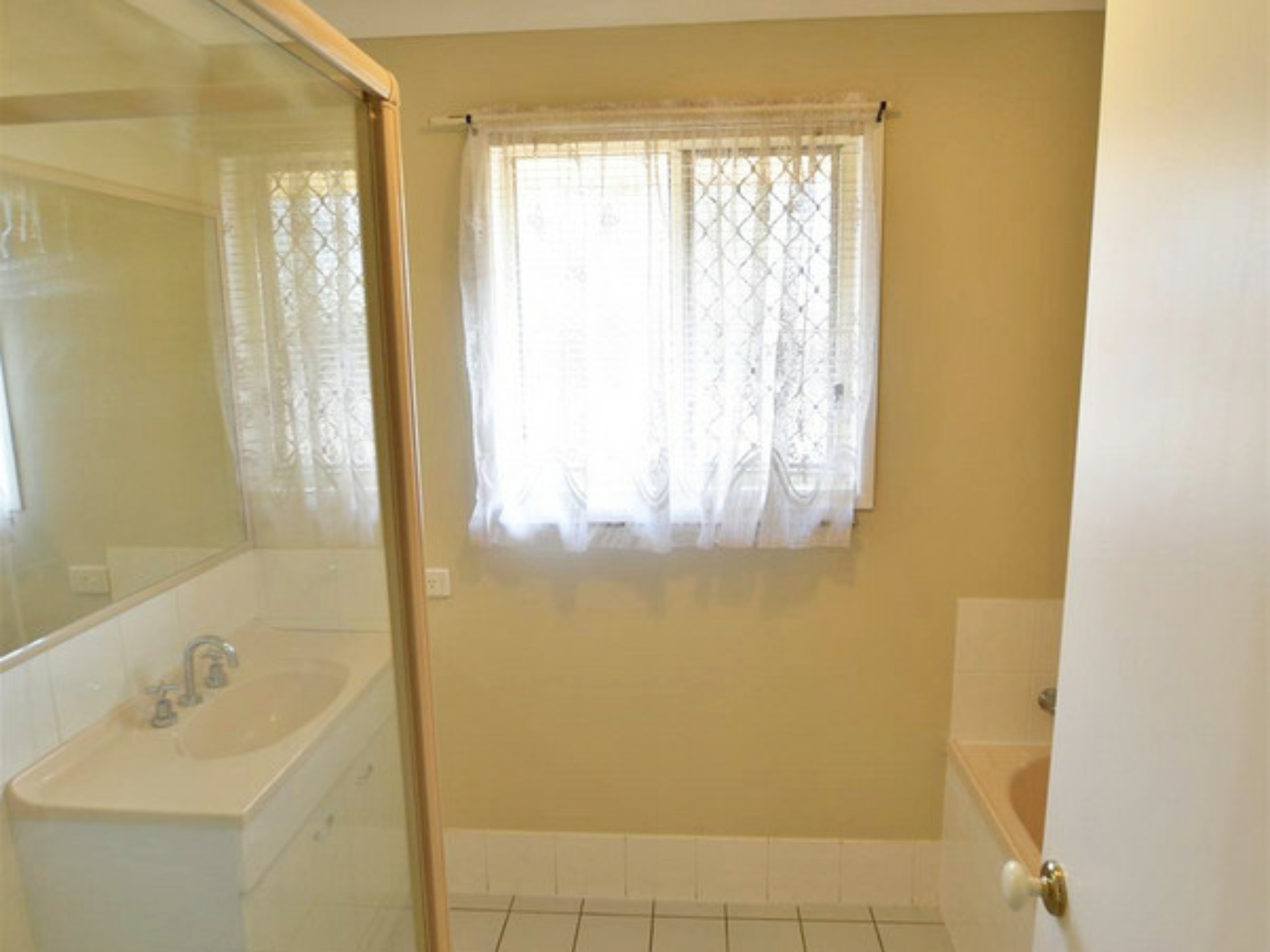 1 Kalamoun Court, DAKABIN