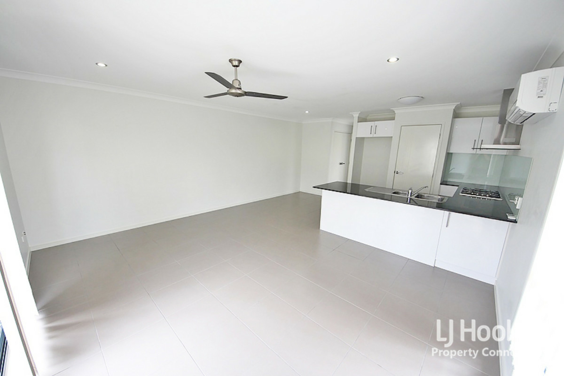 Unit 1/52 Surround Street, DAKABIN