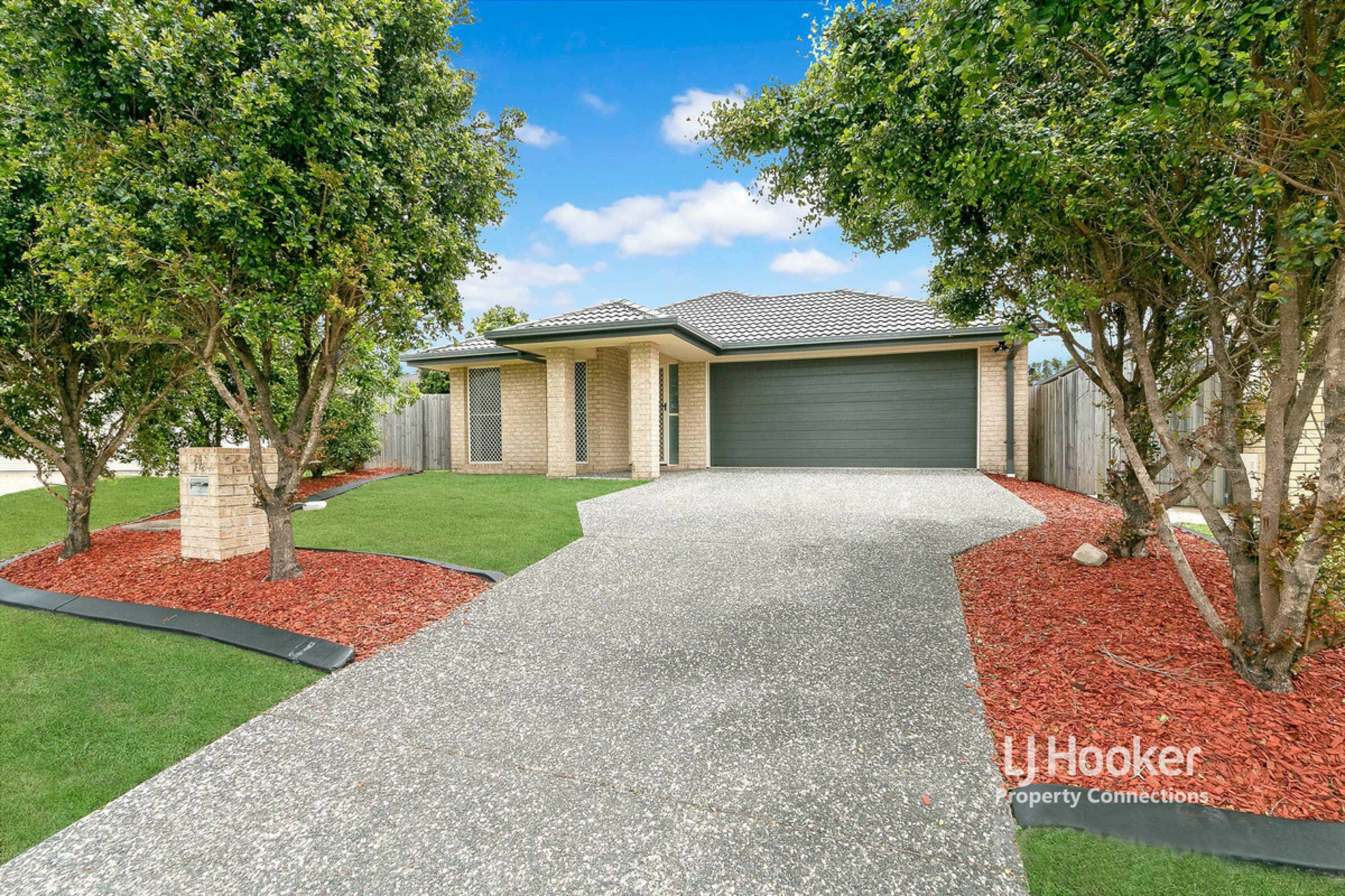 14 Mackintosh Drive, NORTH LAKES