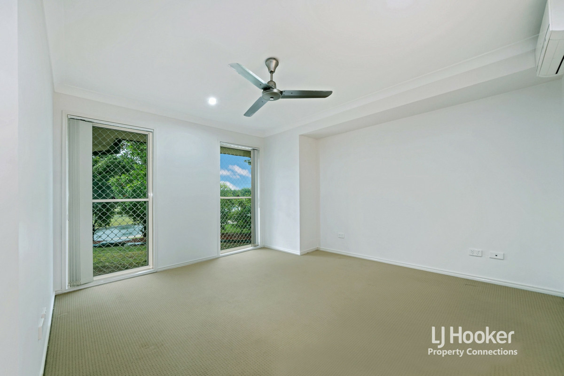 14 Mackintosh Drive, NORTH LAKES