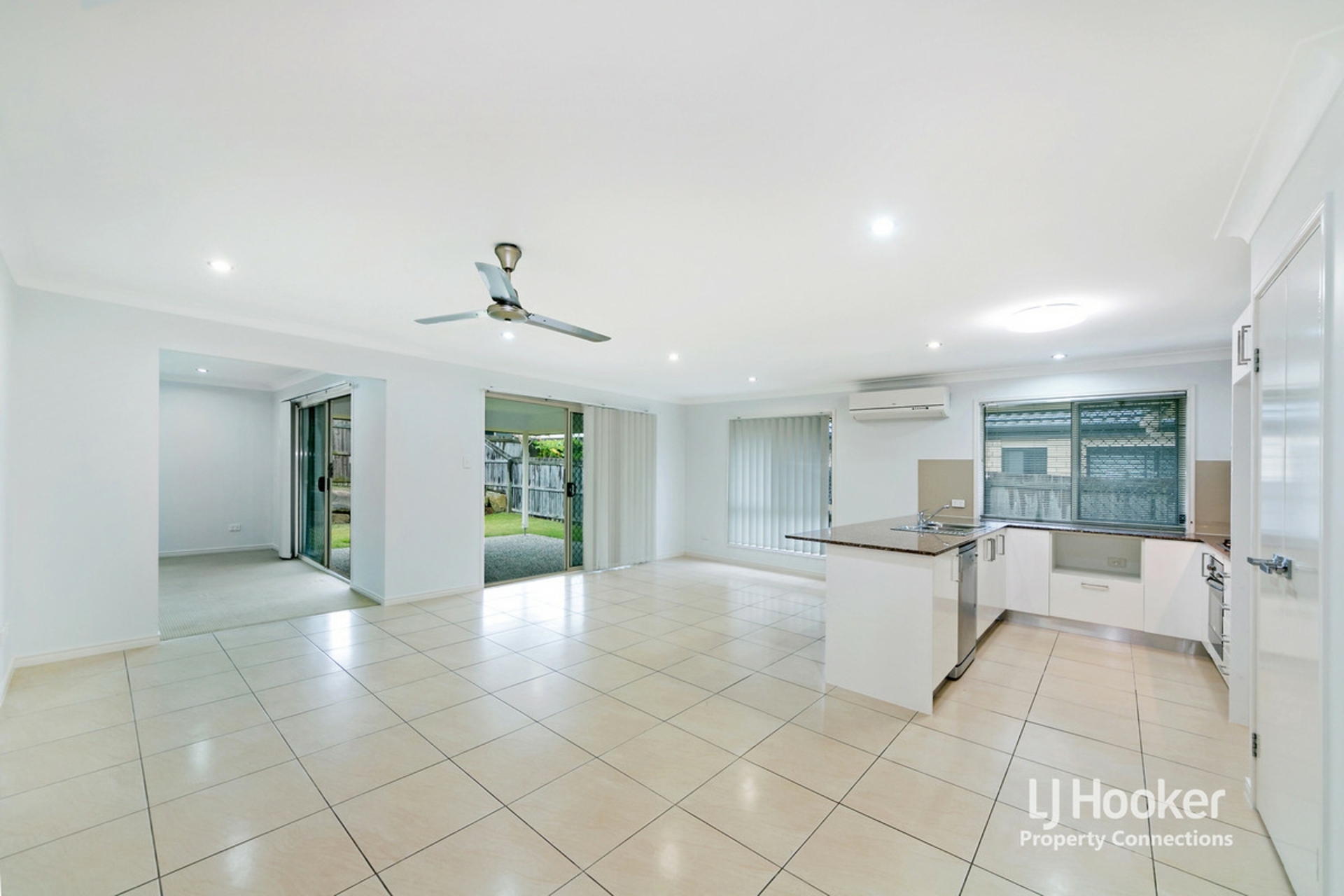 14 Mackintosh Drive, NORTH LAKES
