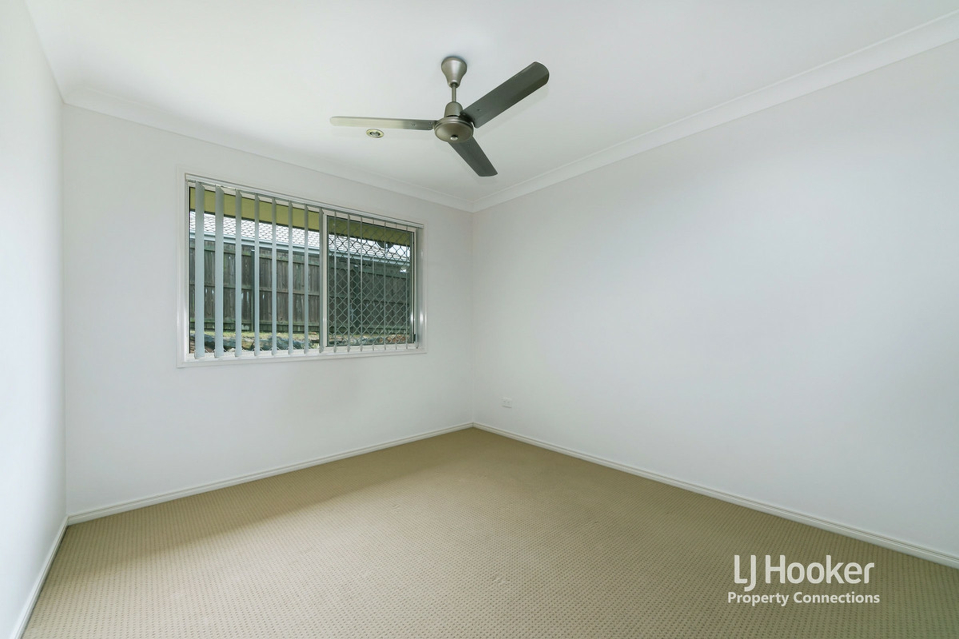 14 Mackintosh Drive, NORTH LAKES