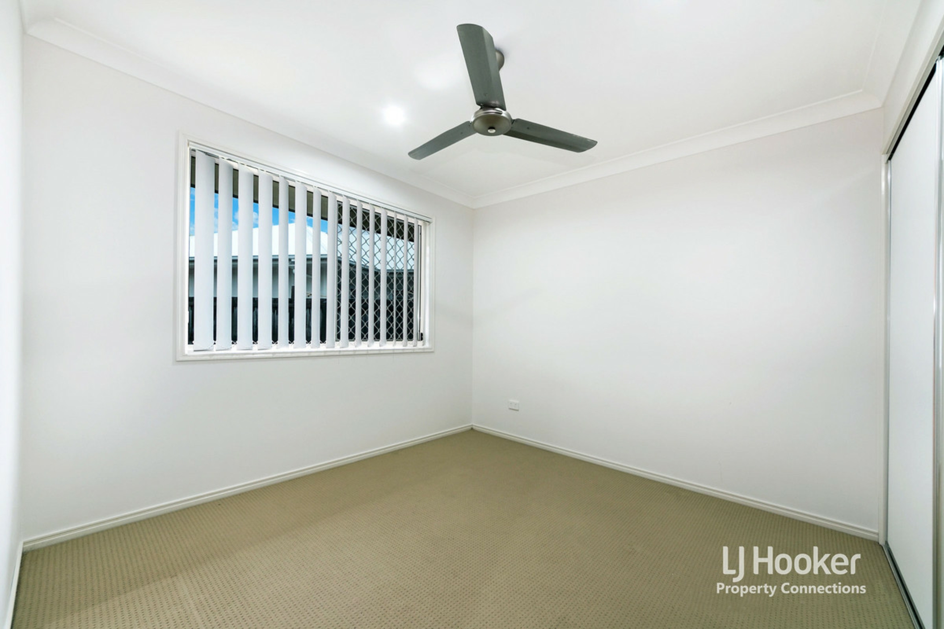 14 Mackintosh Drive, NORTH LAKES