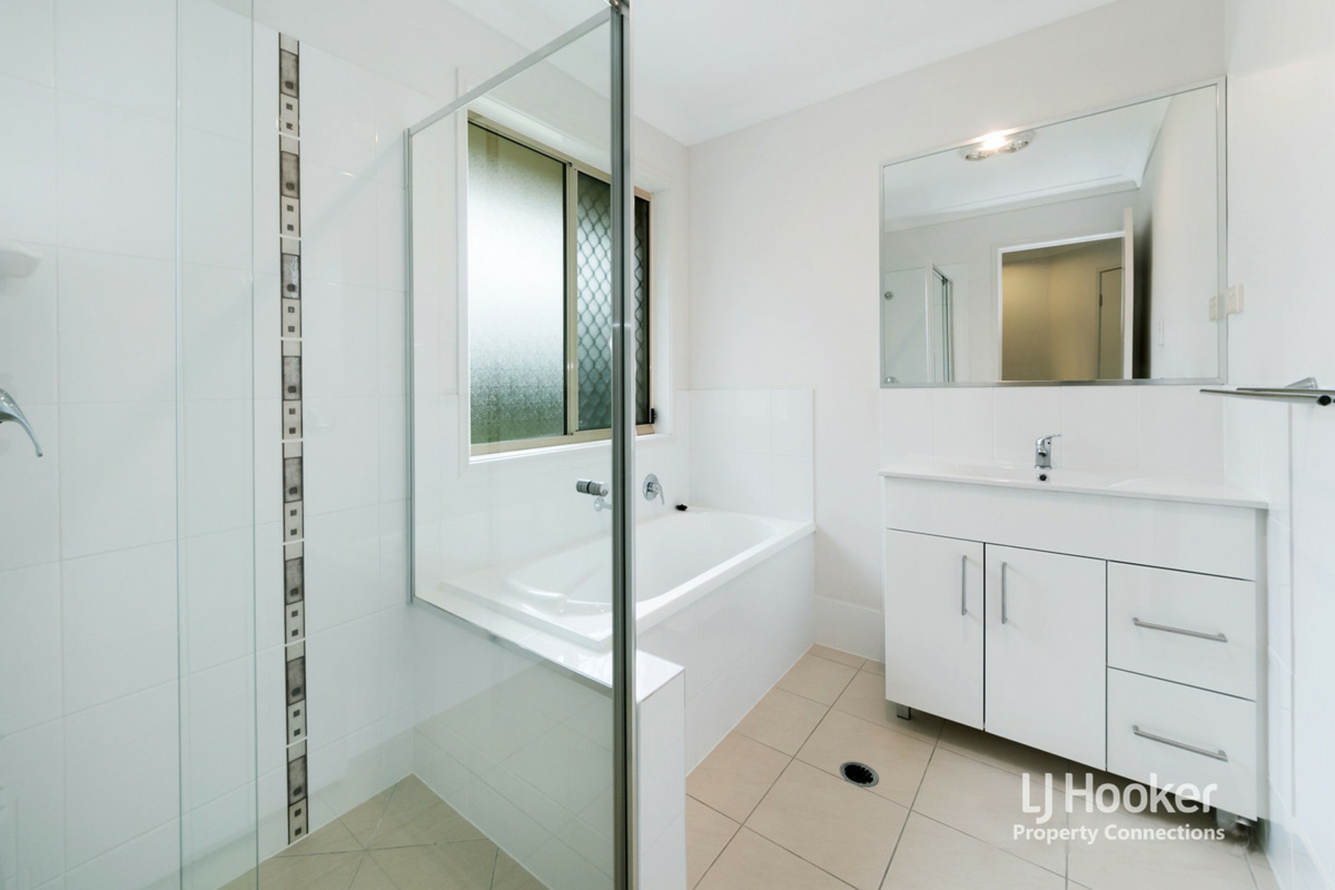 14 Mackintosh Drive, NORTH LAKES