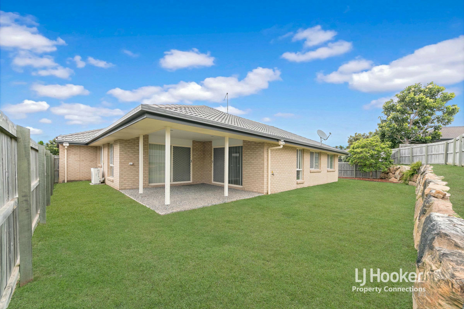 14 Mackintosh Drive, NORTH LAKES