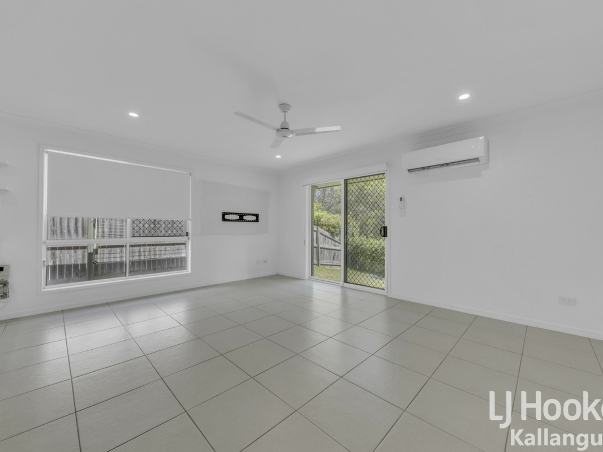 1/7 Adam Court, KALLANGUR