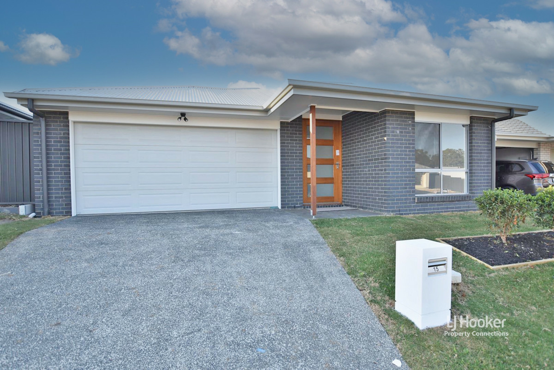 15 Festival Street, MORAYFIELD