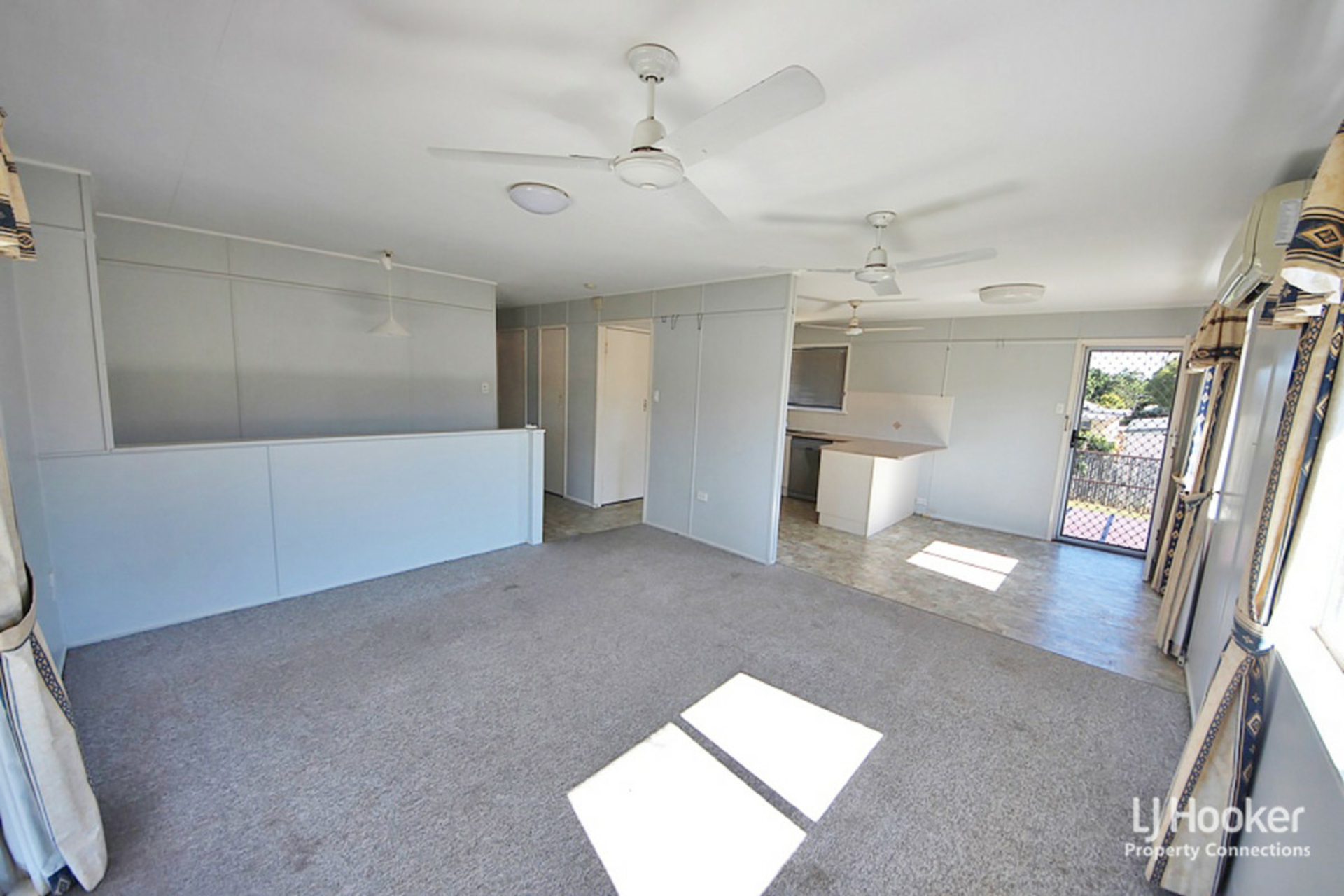 25 Maurice Street, KALLANGUR