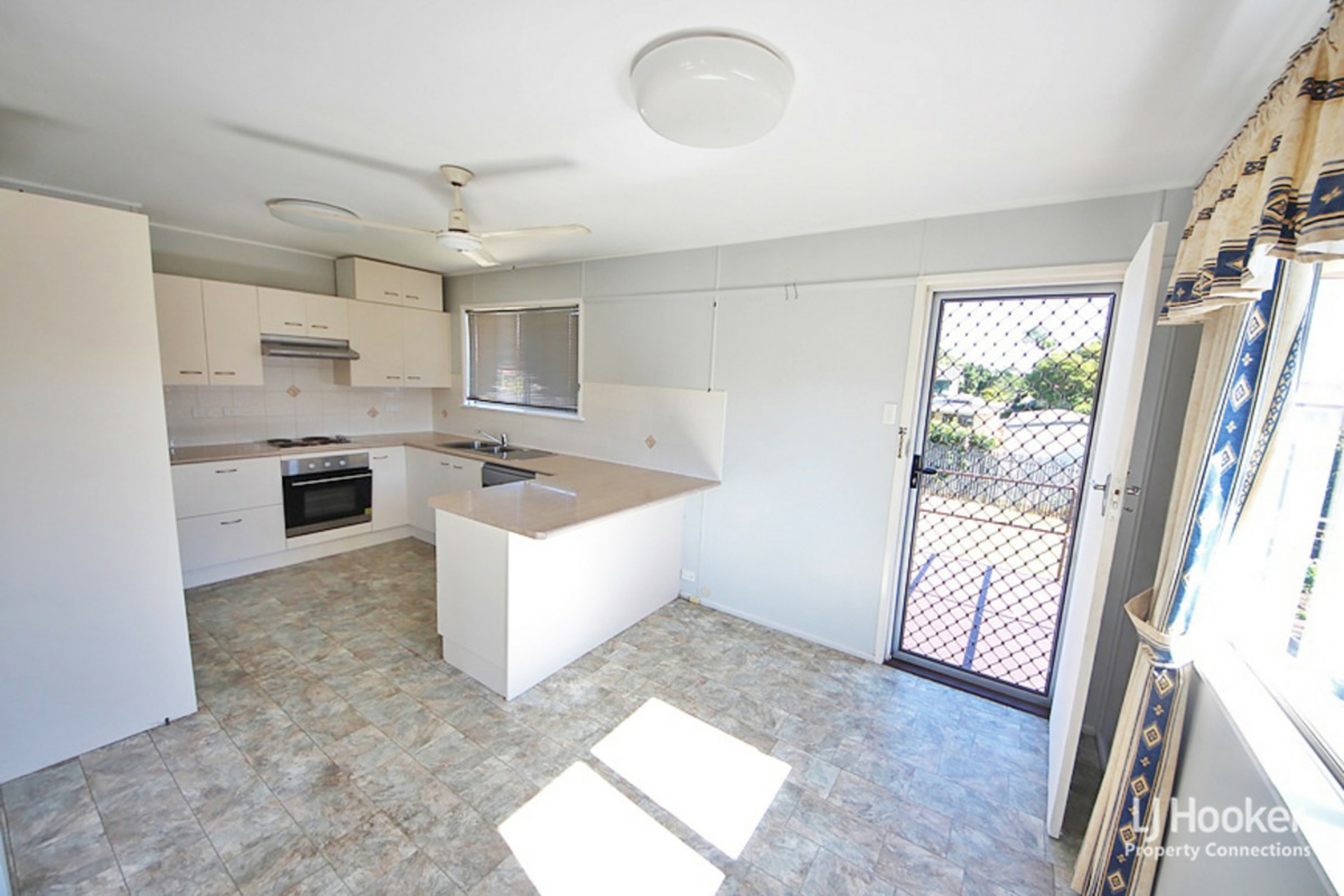 25 Maurice Street, KALLANGUR