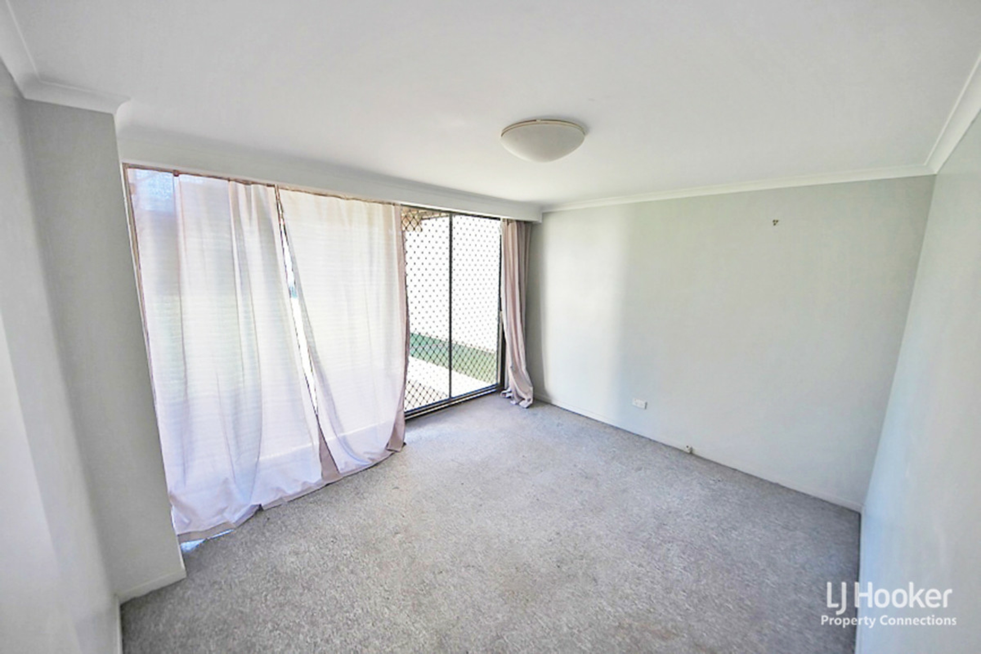 25 Maurice Street, KALLANGUR