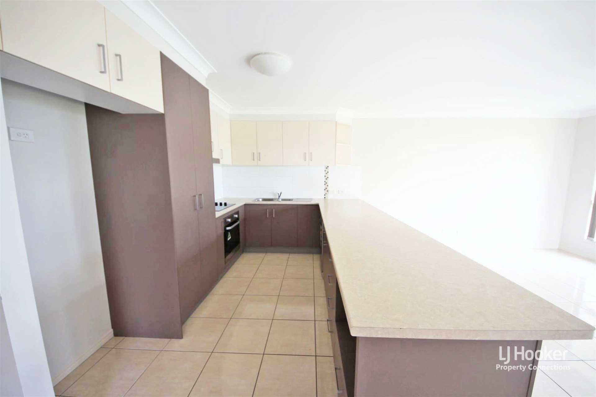112B Graham Road, MORAYFIELD