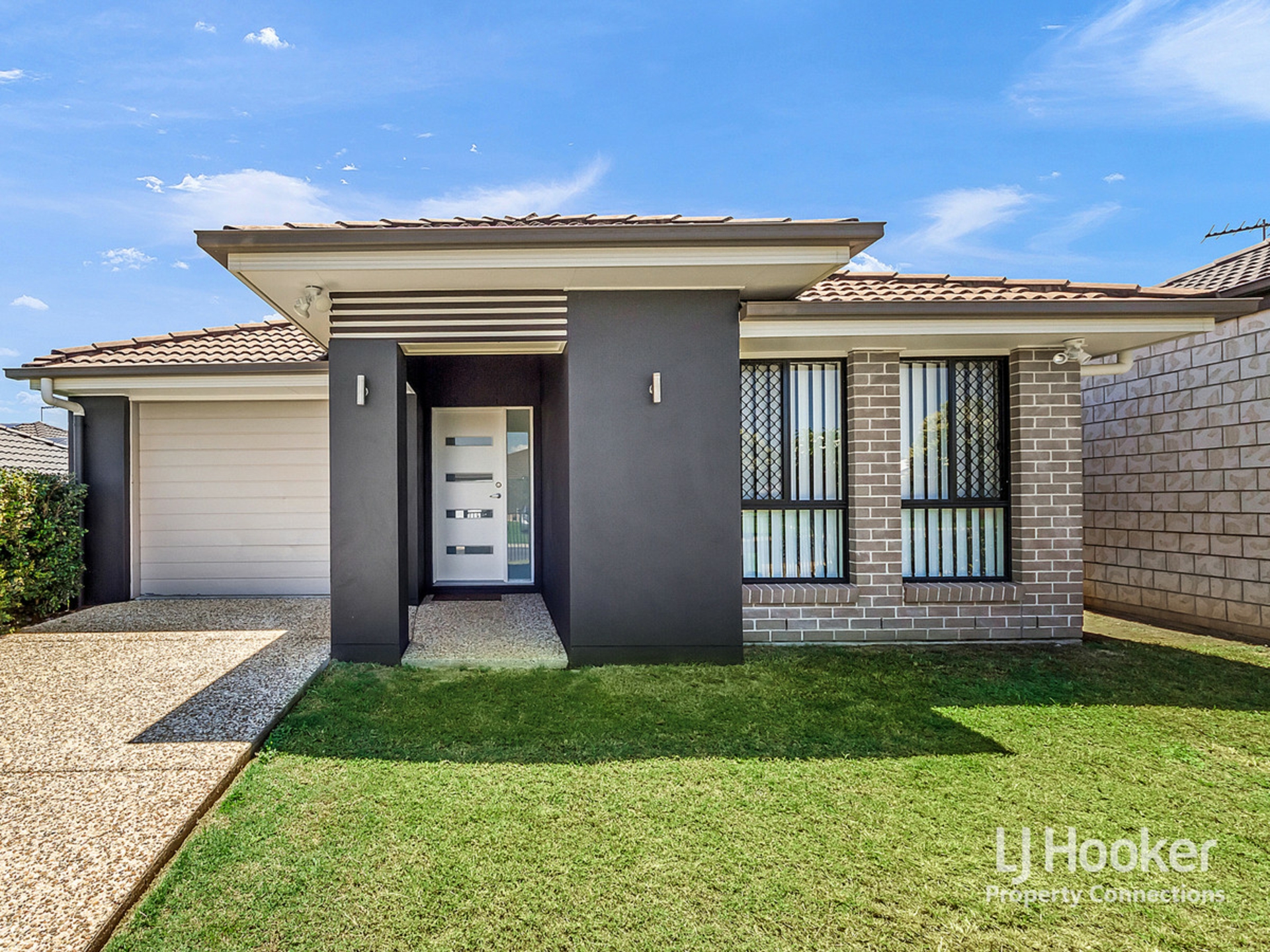 18 Heron Close Dakabin QLD