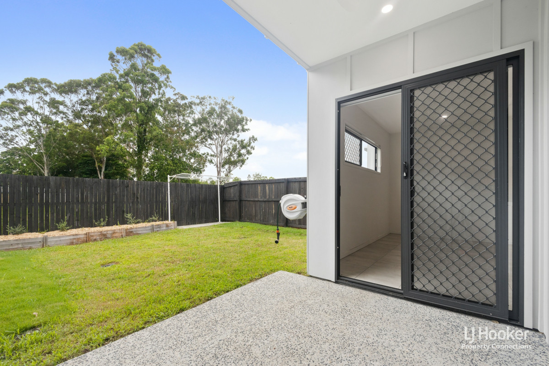 7 Malibu Road, LAWNTON