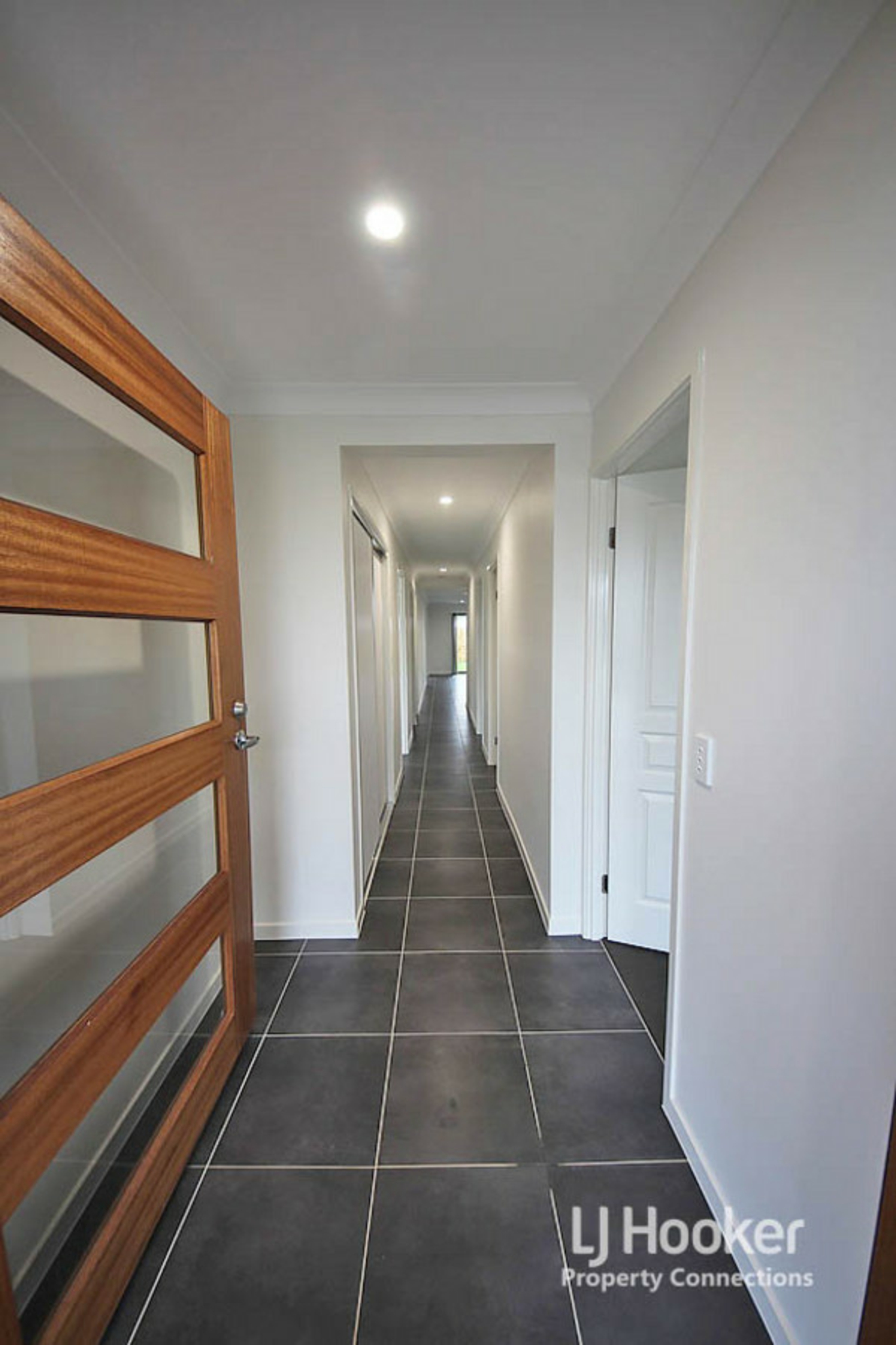 8 Welford Court, MANGO HILL