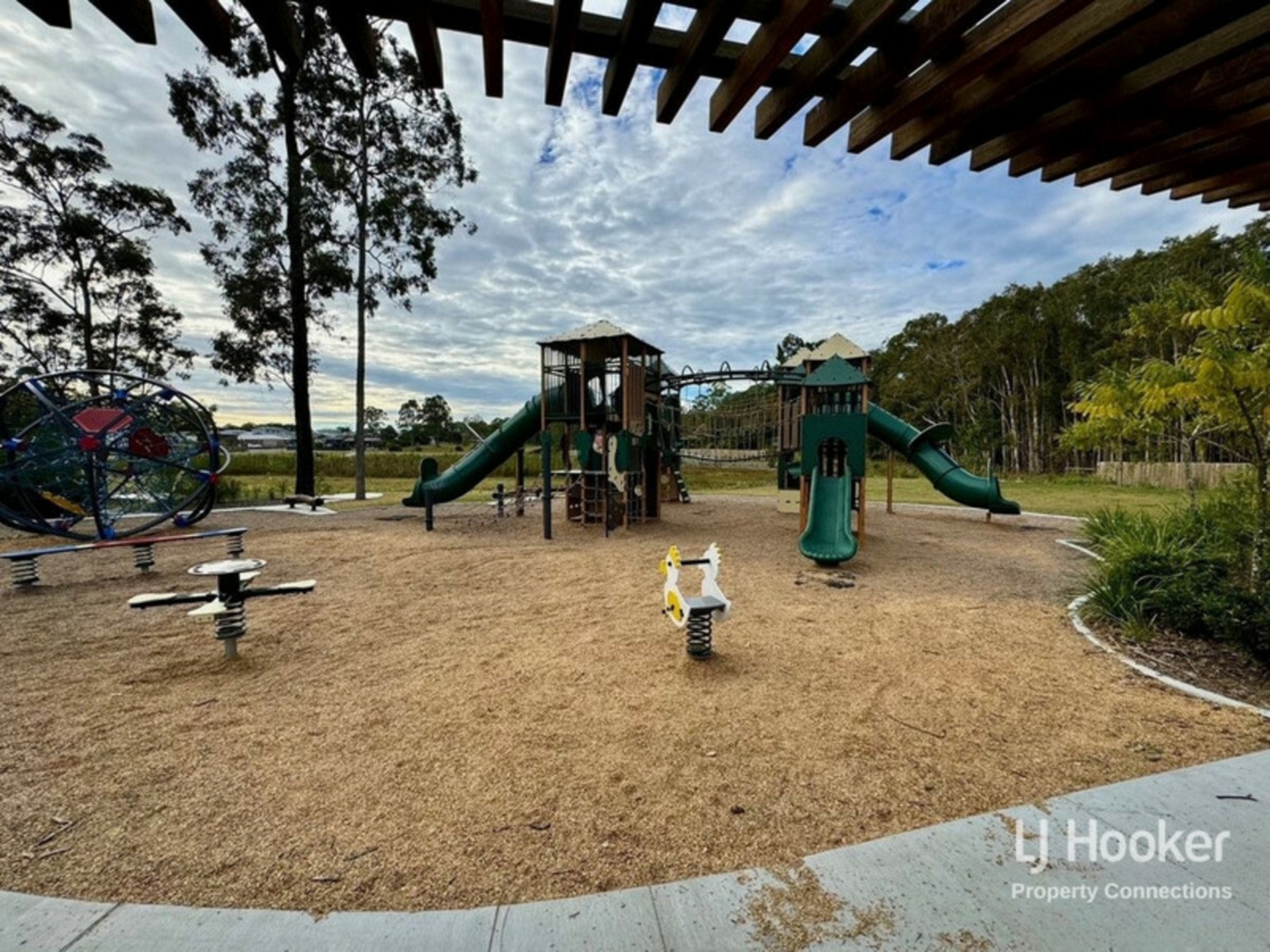 19 Radiant Street, MORAYFIELD