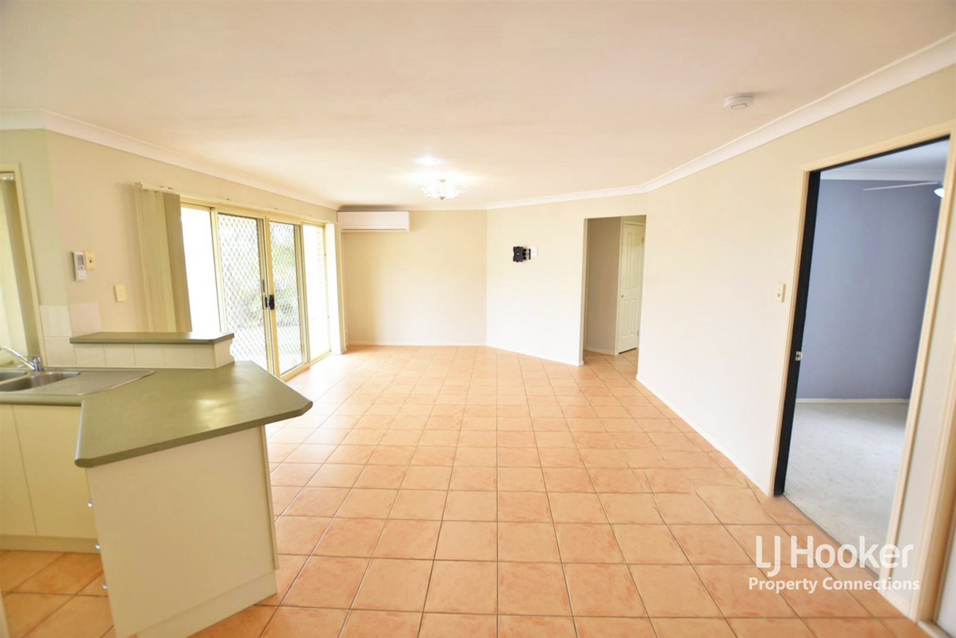 7 Chantrey Court, KALLANGUR