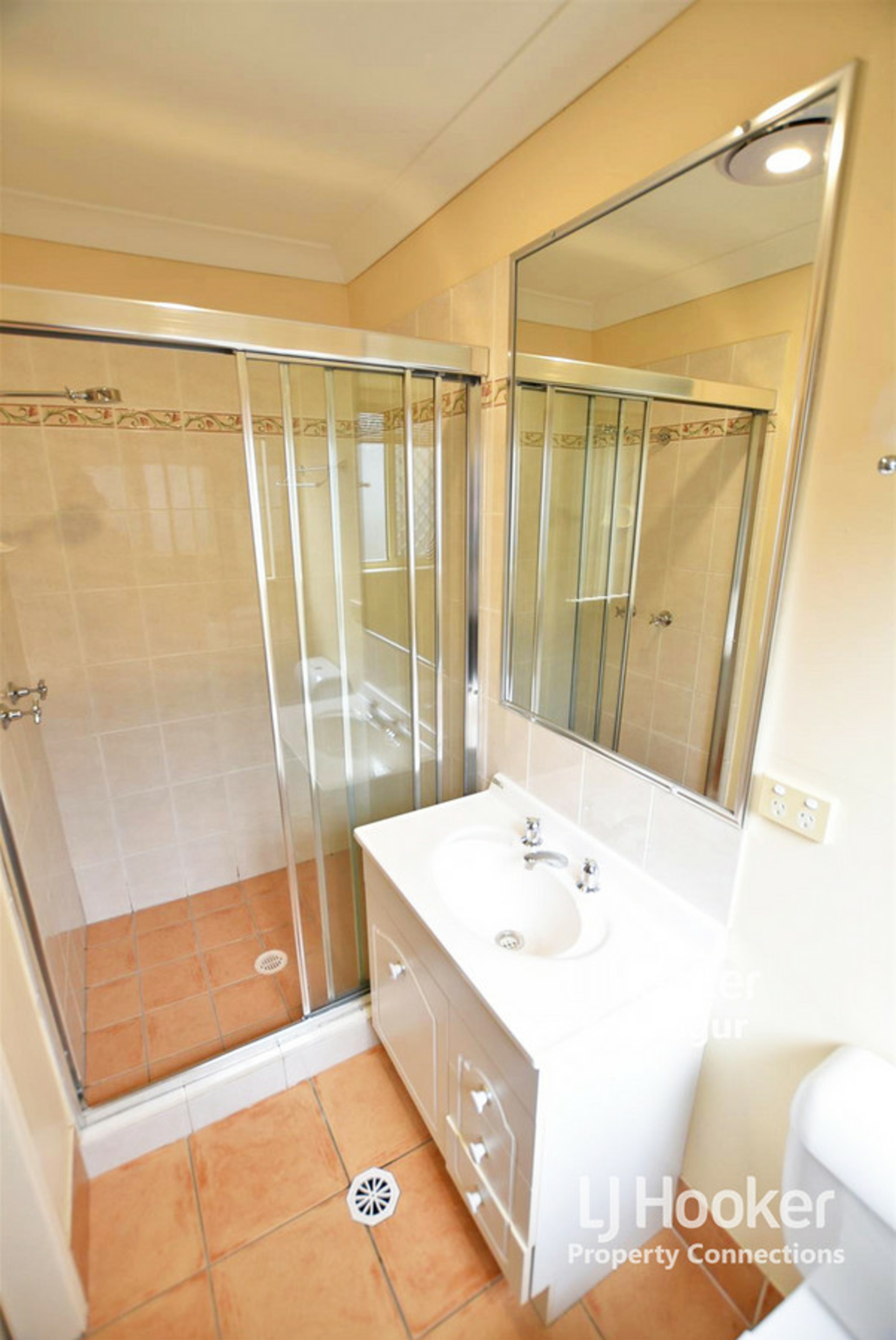 7 Chantrey Court, KALLANGUR