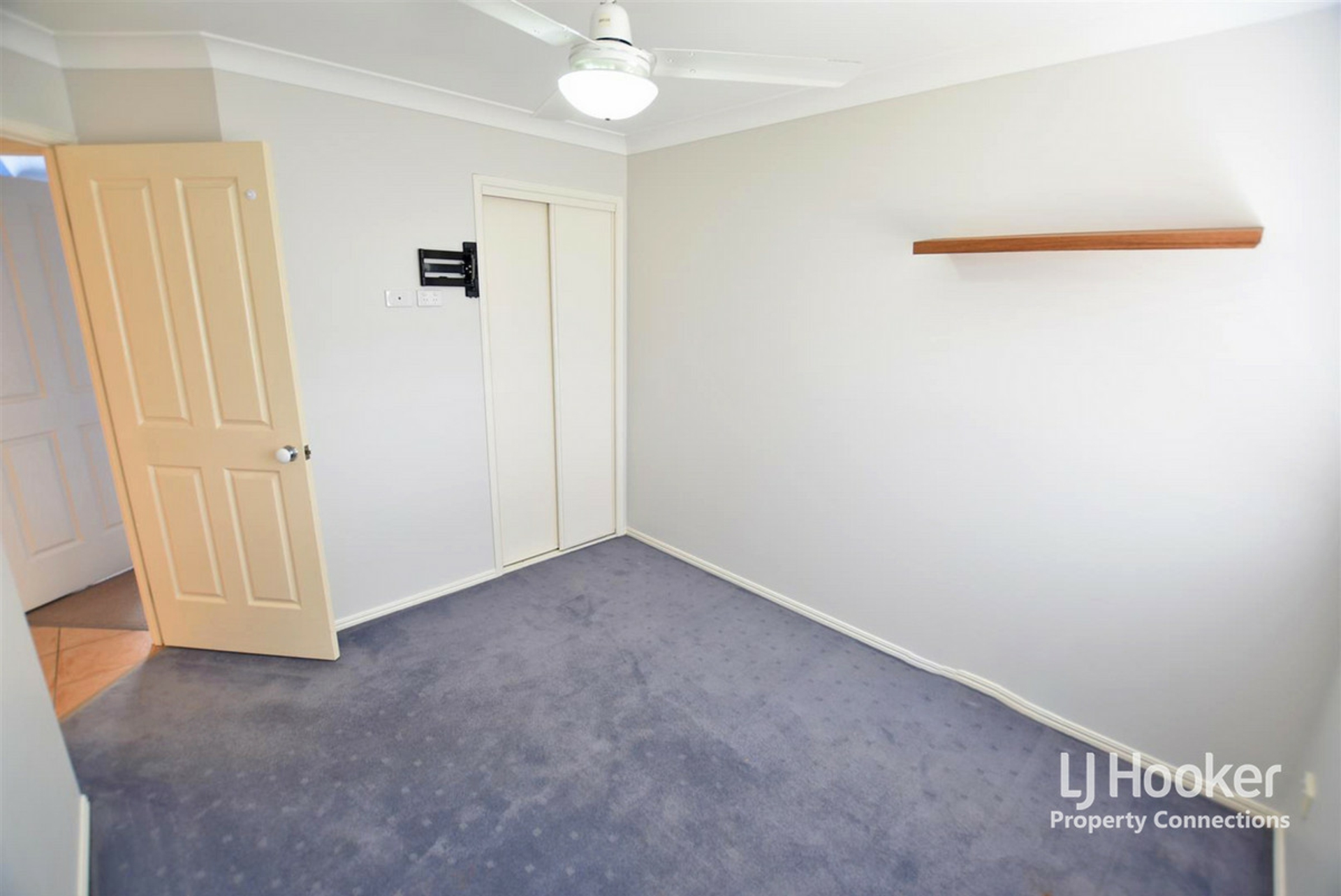 7 Chantrey Court, KALLANGUR