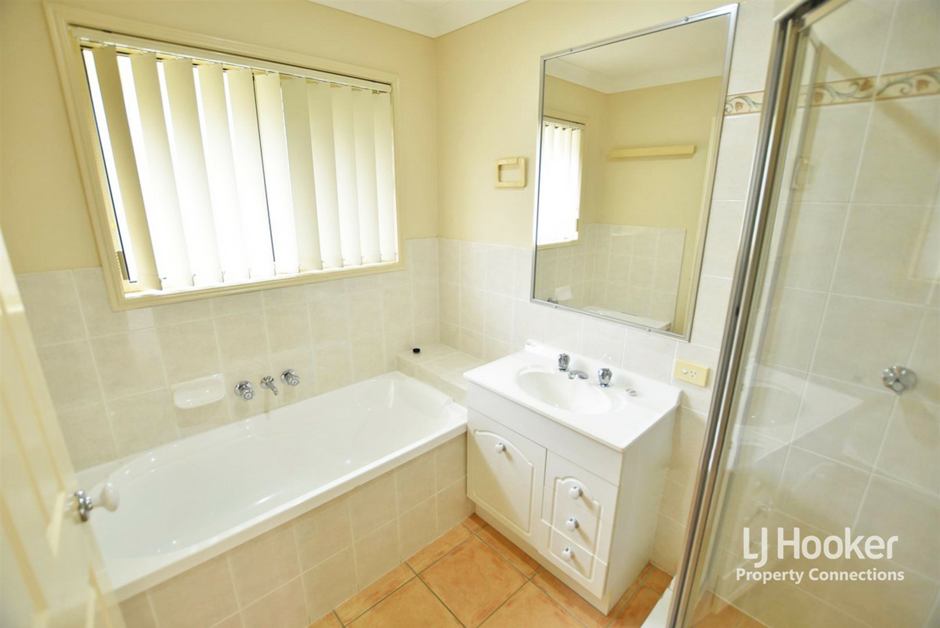 7 Chantrey Court, KALLANGUR