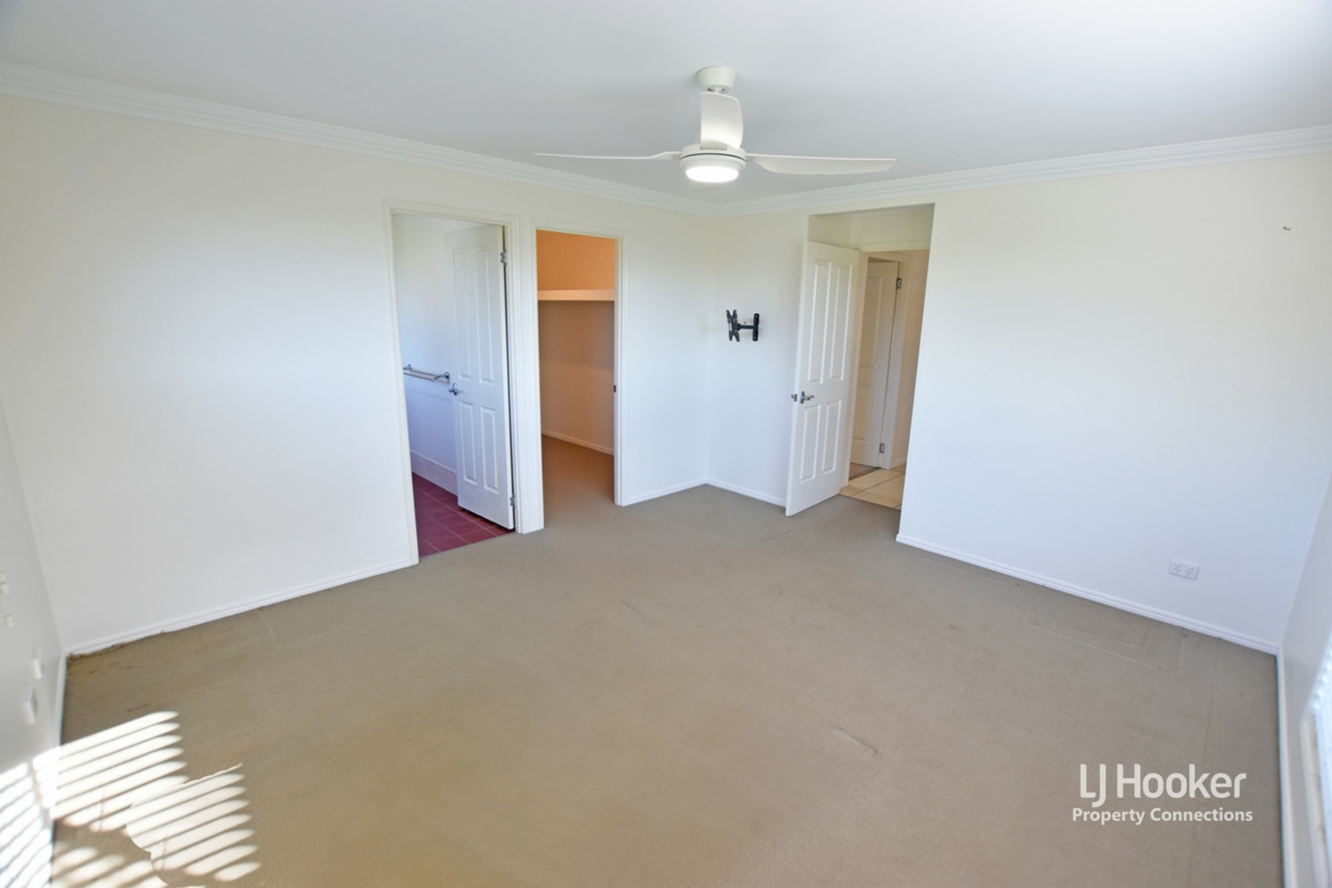 92 Mariner Boulevard, DECEPTION BAY