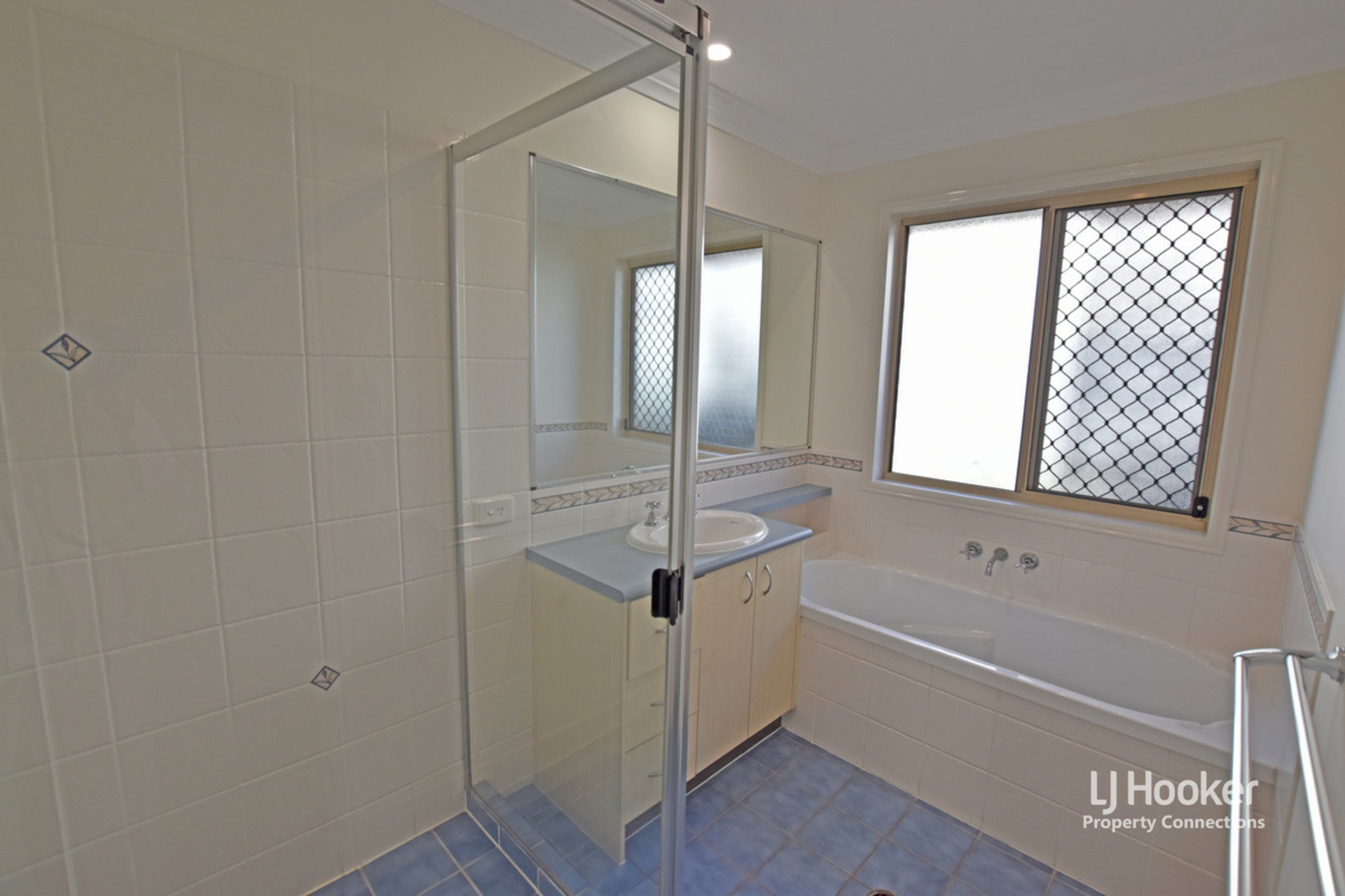 92 Mariner Boulevard, DECEPTION BAY
