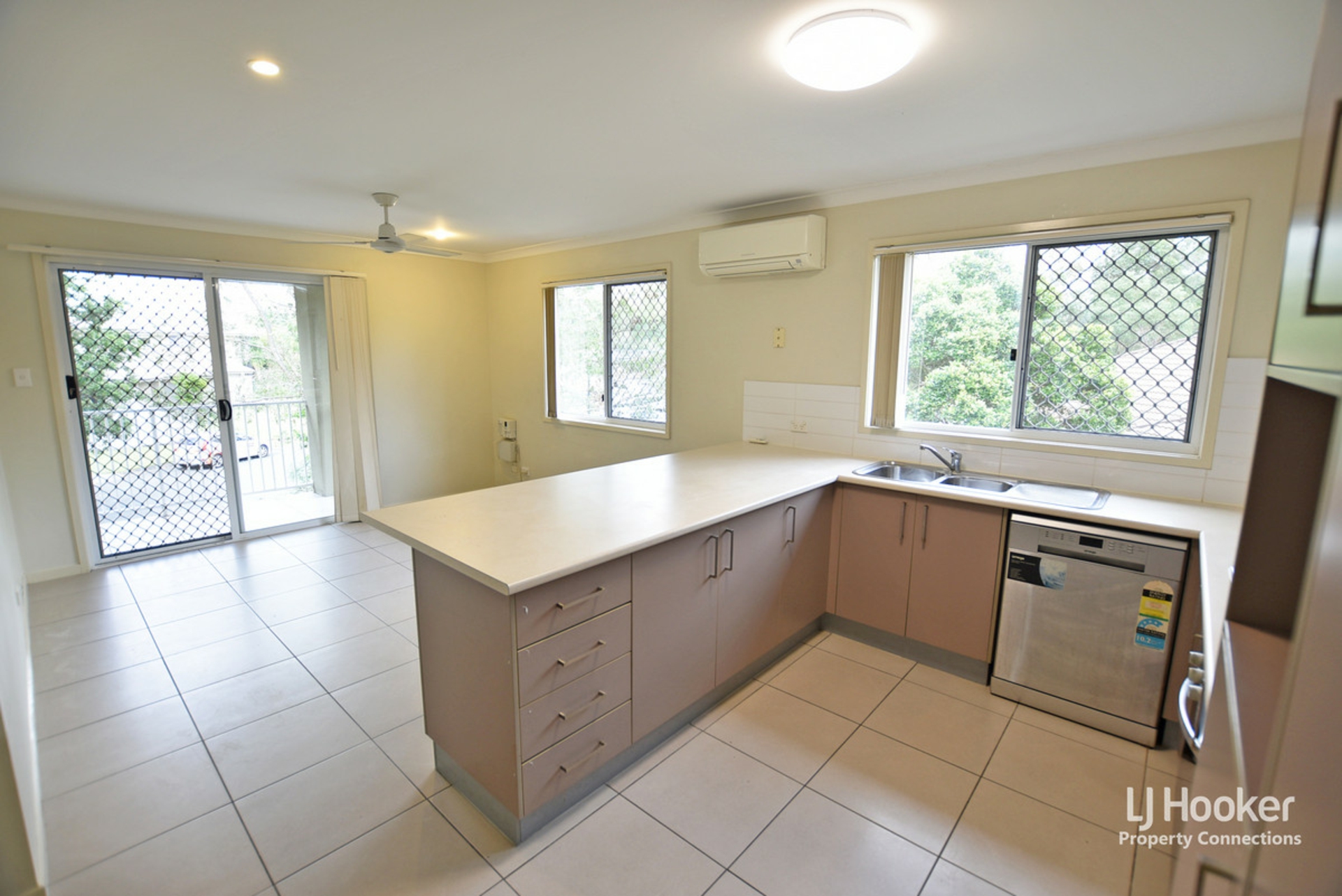 23B Adam Court, KALLANGUR