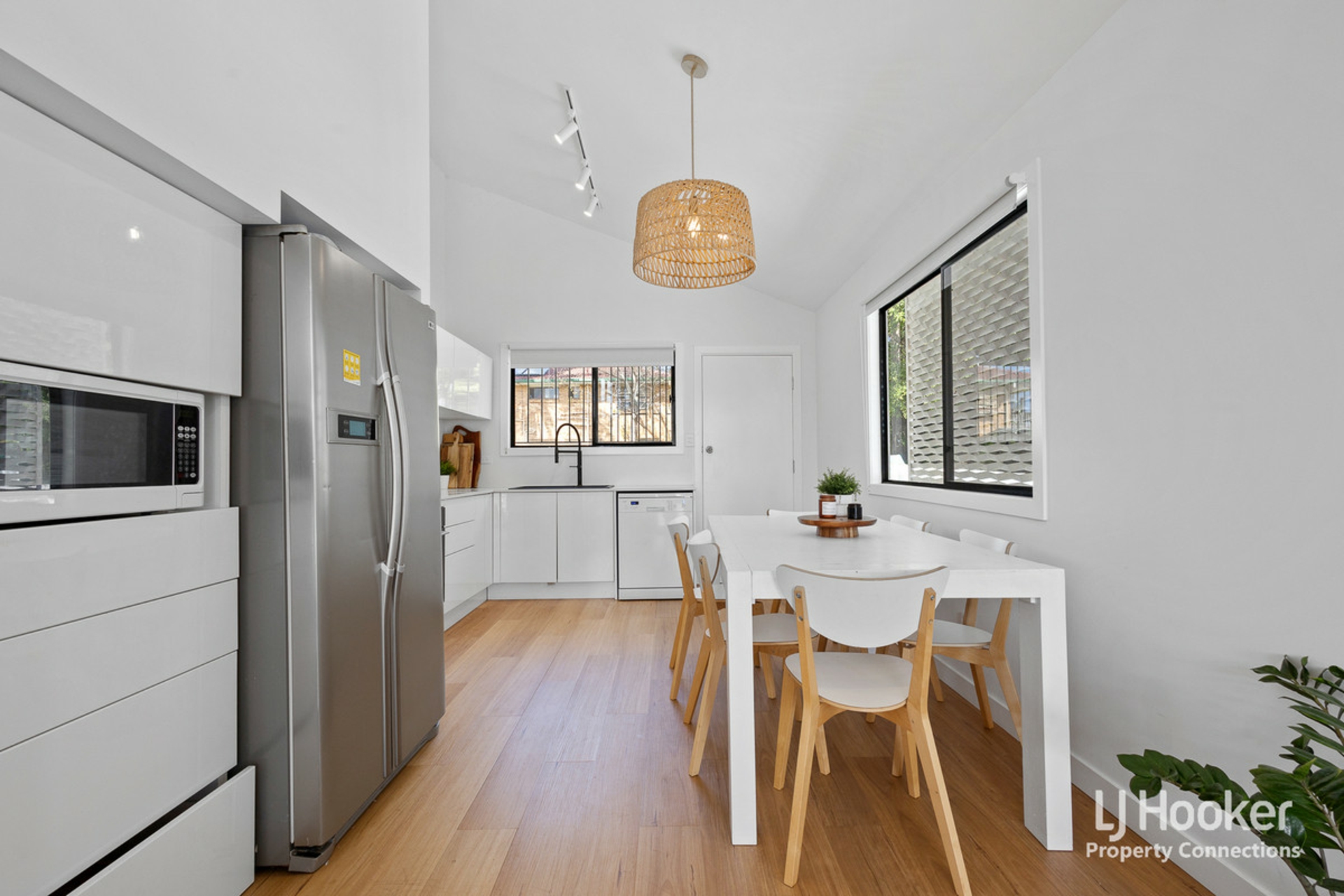 62 Brickworks Road, KALLANGUR