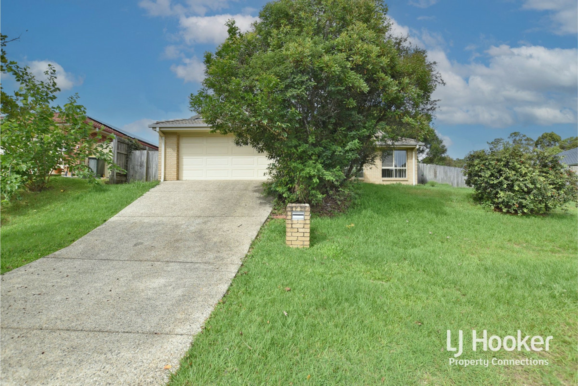 11 Brigalow Court, MORAYFIELD