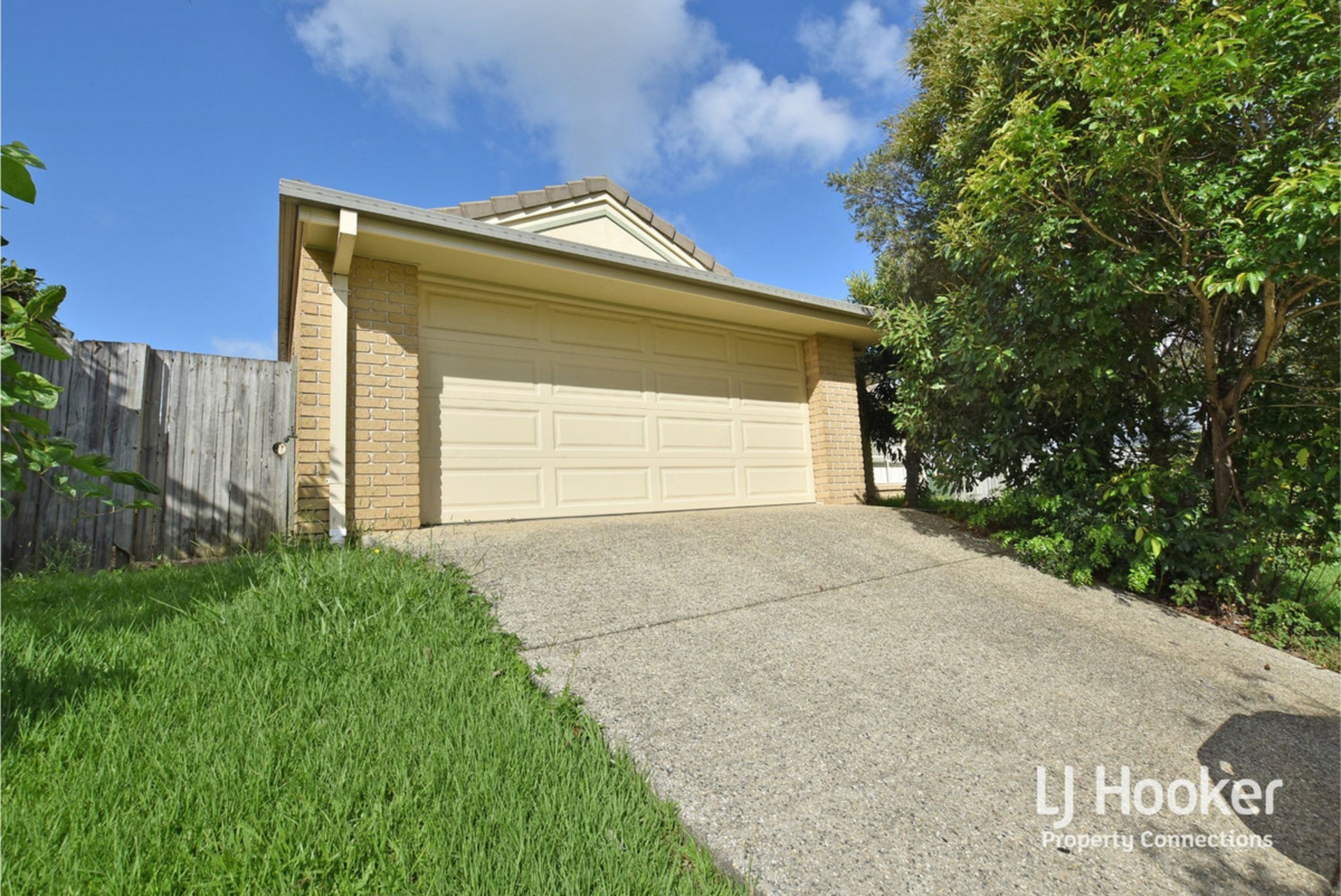 11 Brigalow Court, MORAYFIELD