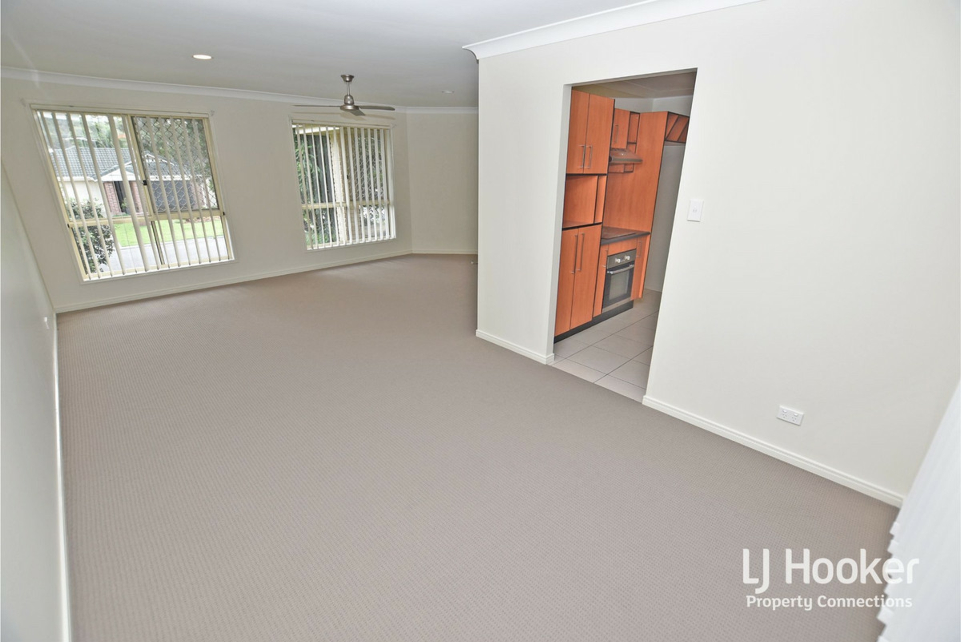 11 Brigalow Court, MORAYFIELD
