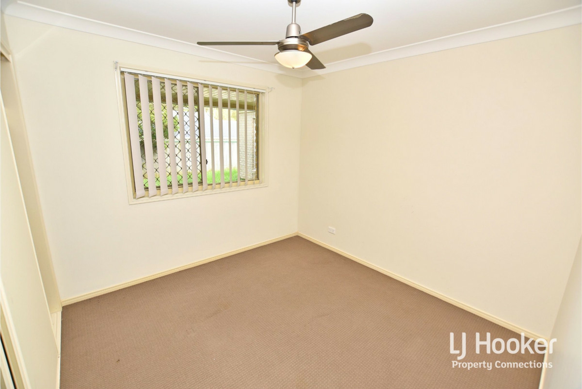 11 Brigalow Court, MORAYFIELD