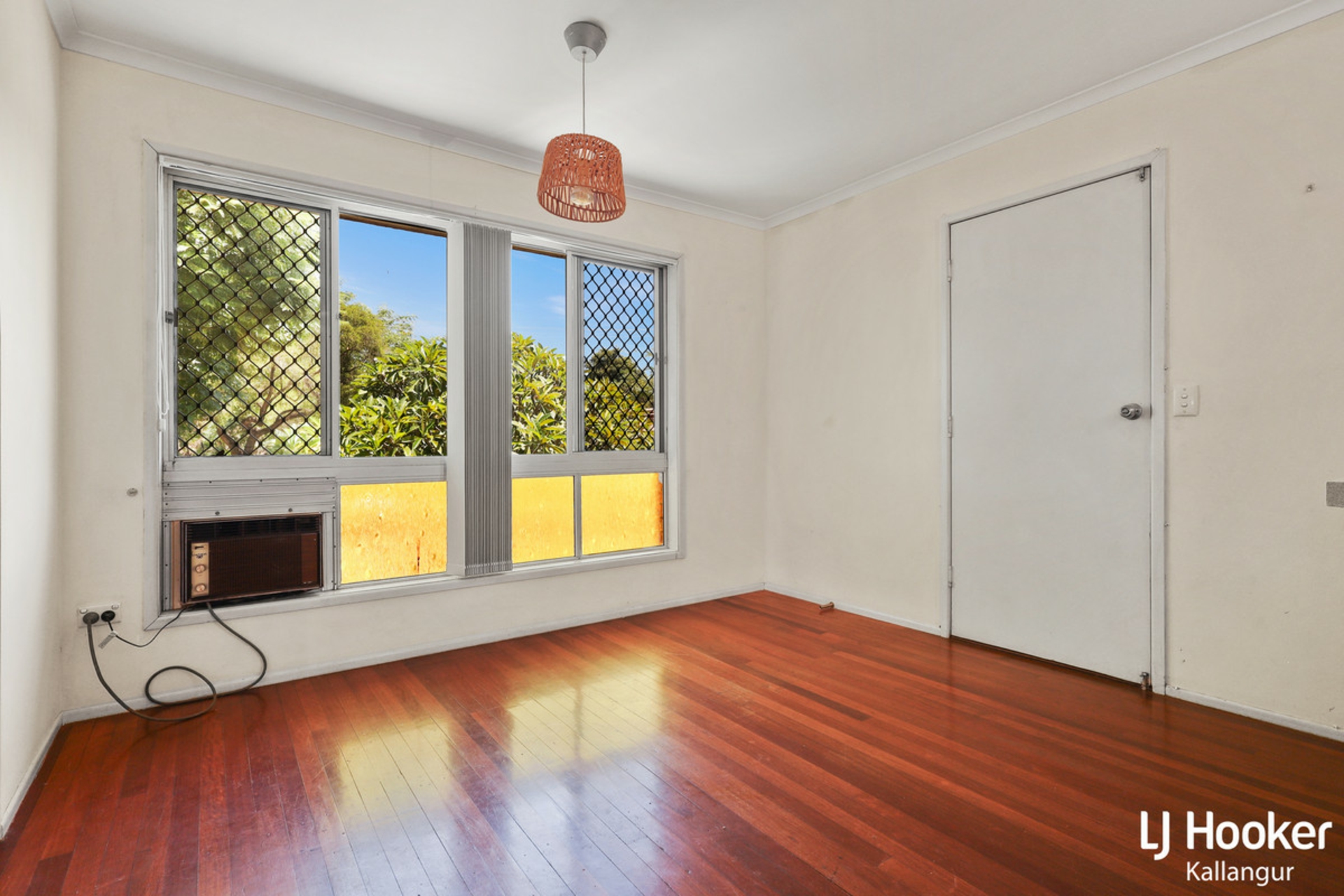 8 Somerset Street, KALLANGUR