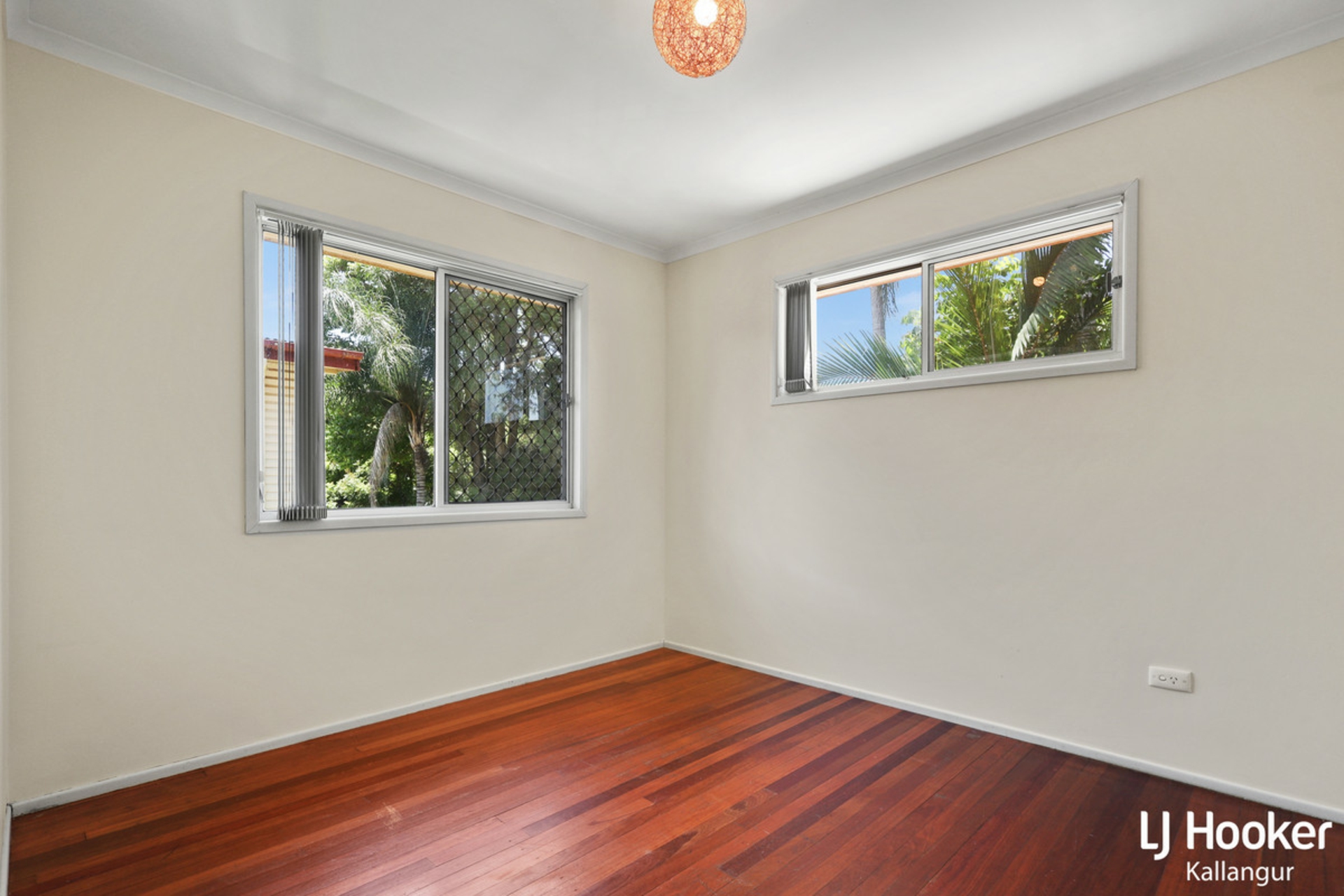 8 Somerset Street, KALLANGUR