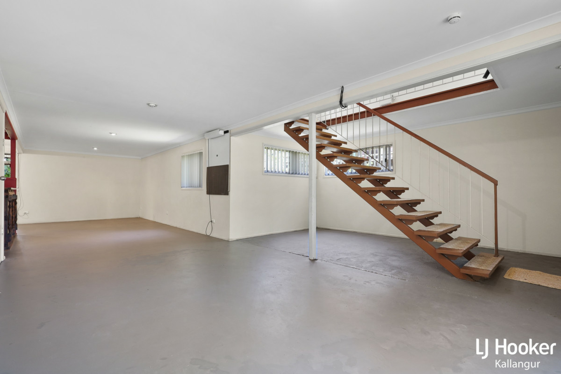 8 Somerset Street, KALLANGUR