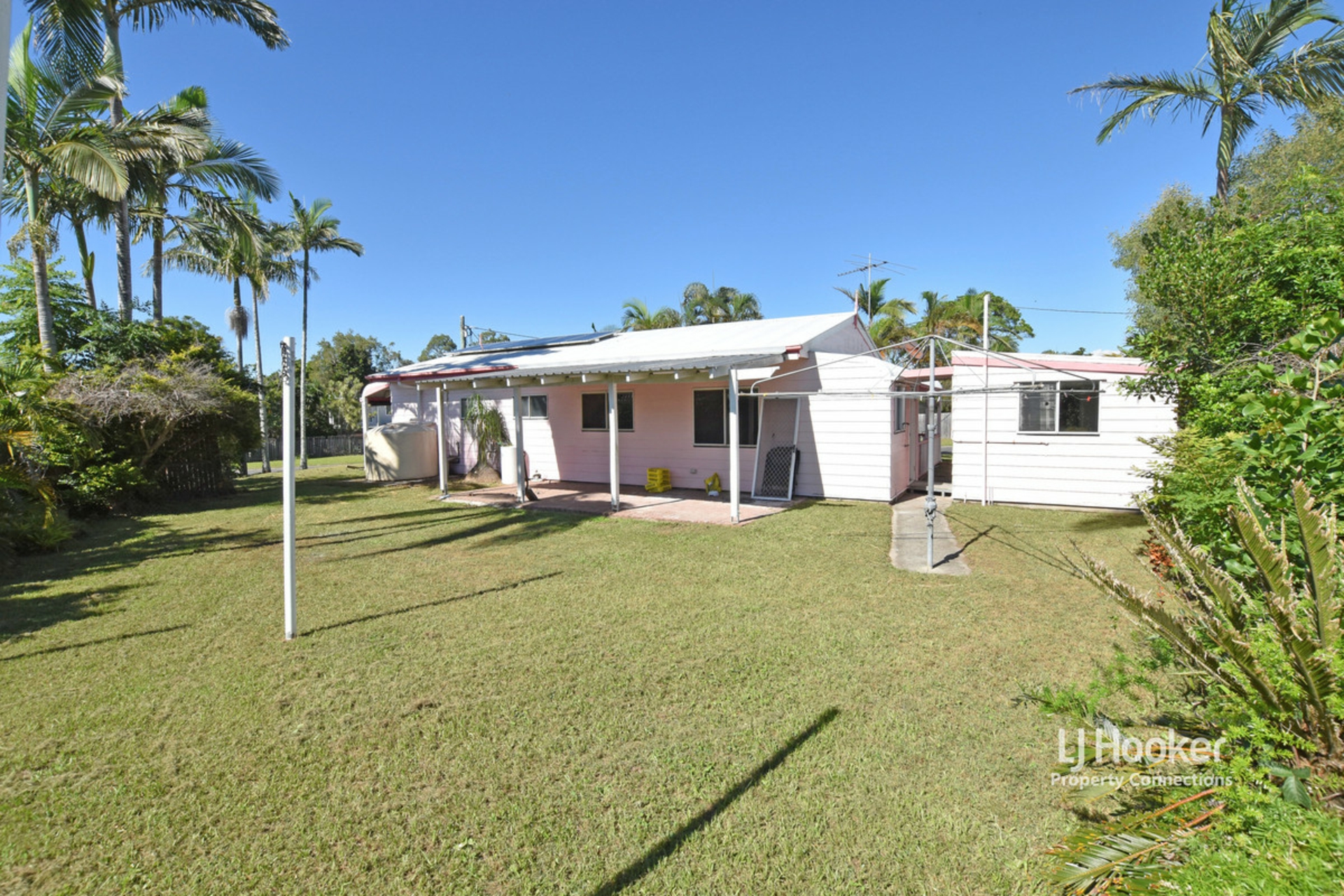 1 Emily Court, DECEPTION BAY