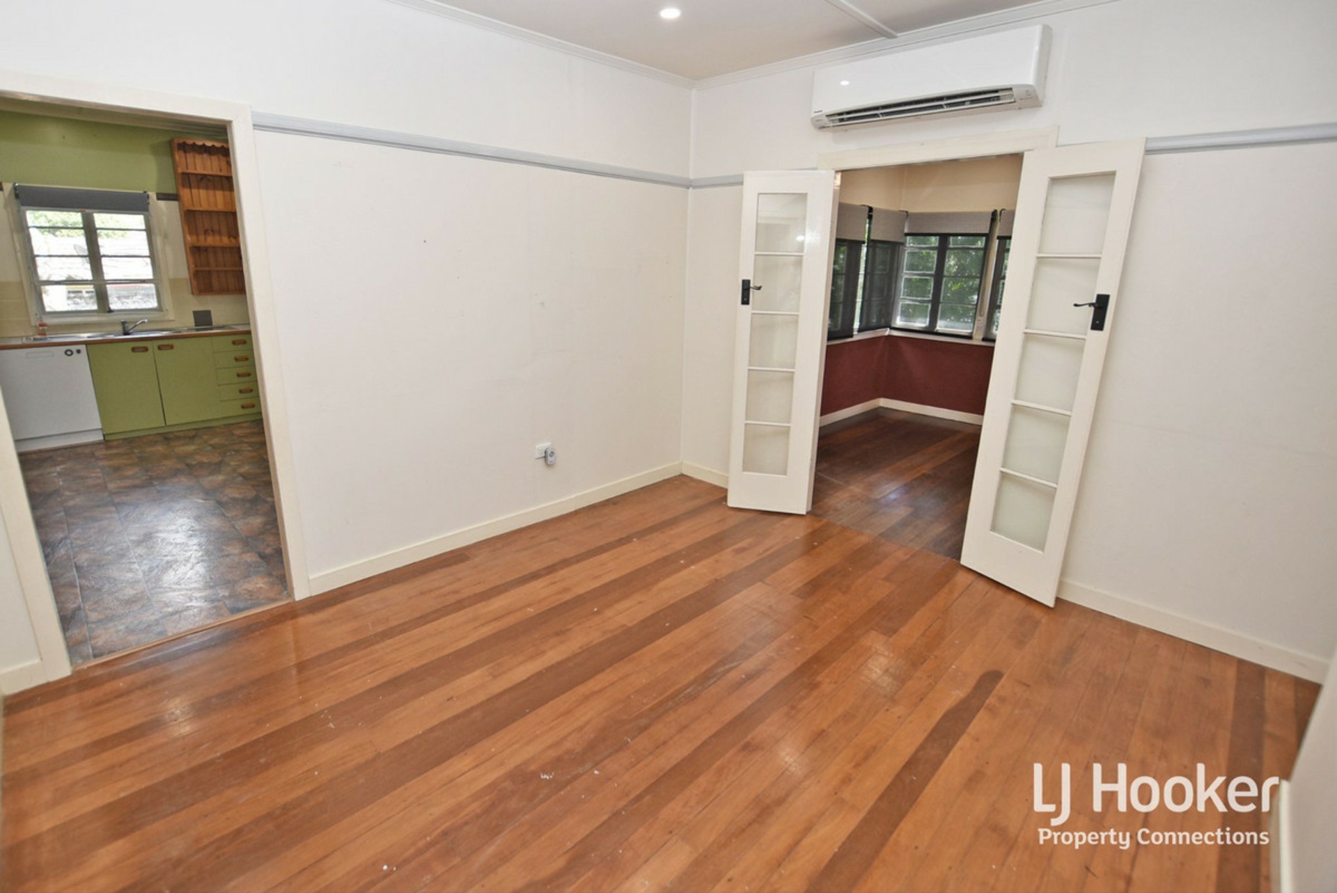 15 Boona Street, PETRIE